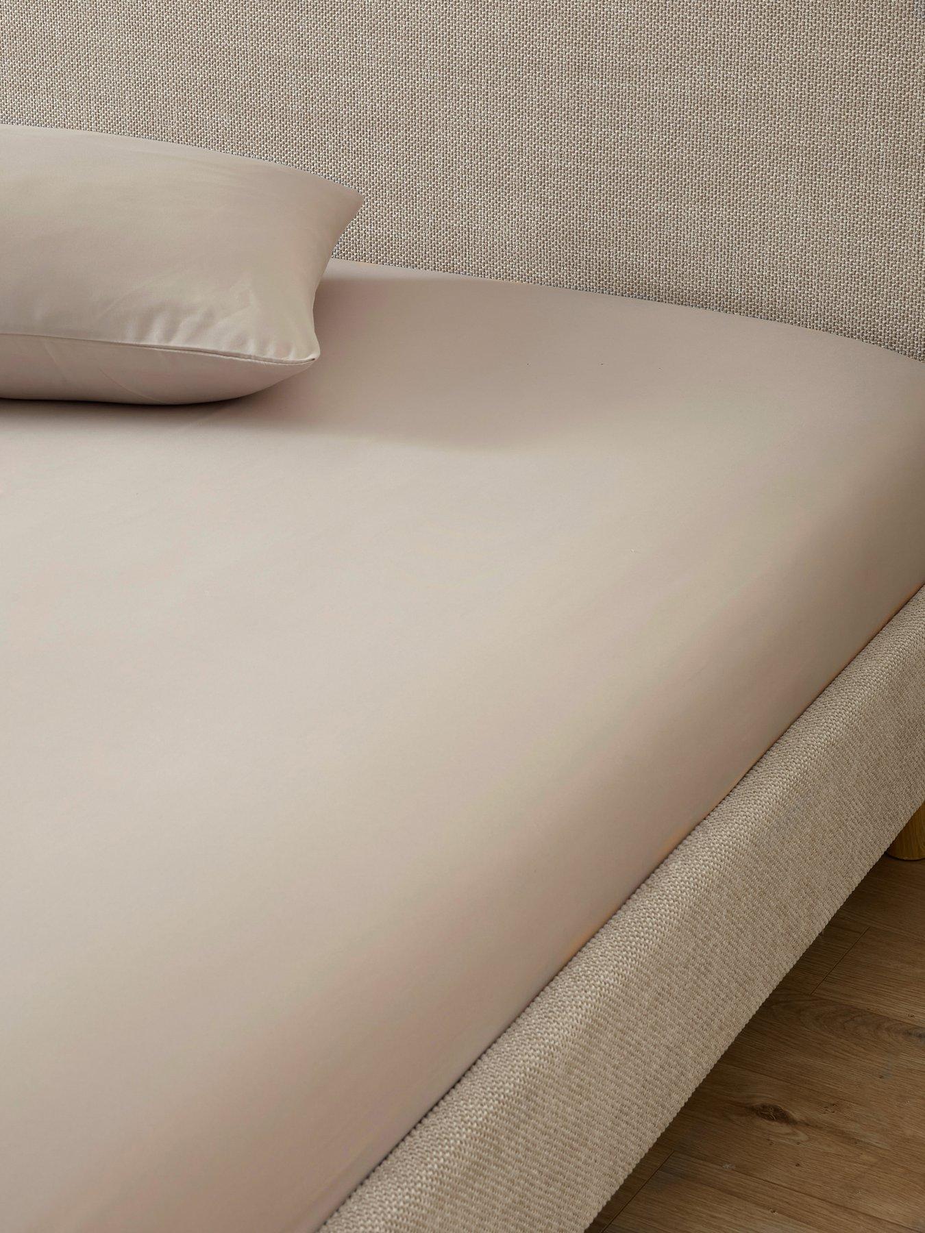 undefined Super Soft Easy Iron Fitted Sheet