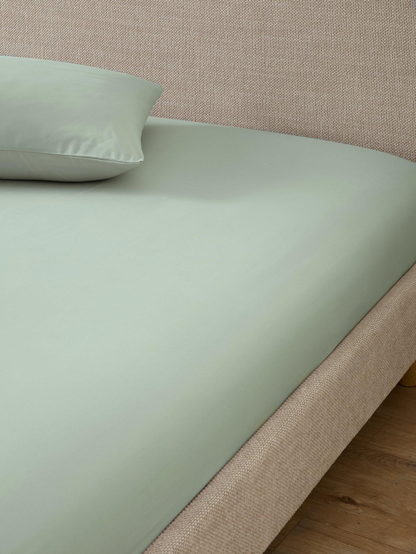 undefined Super Soft Easy Iron Fitted Sheet