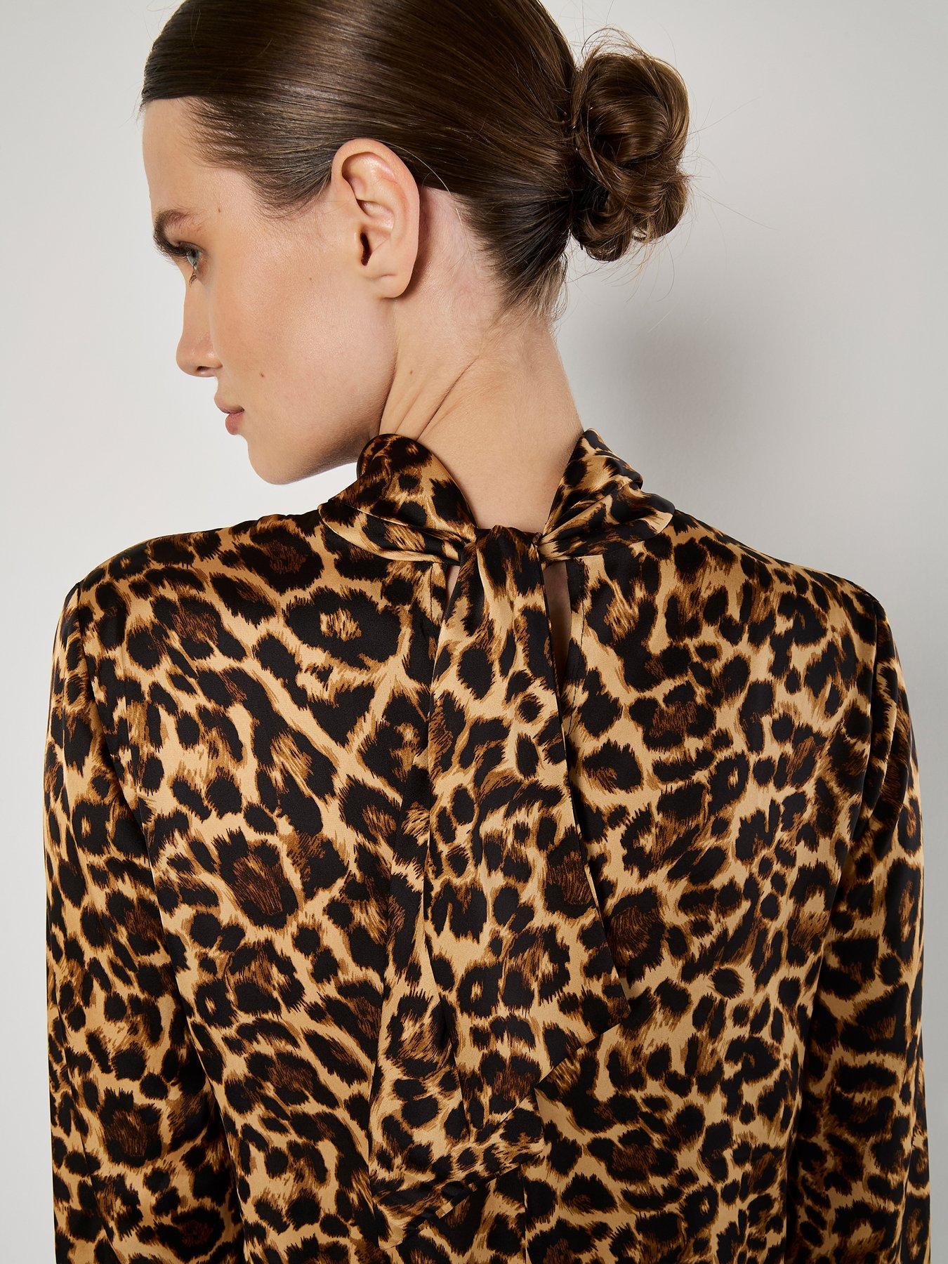 apricot-leopard-satin-high-neck-topoutfit