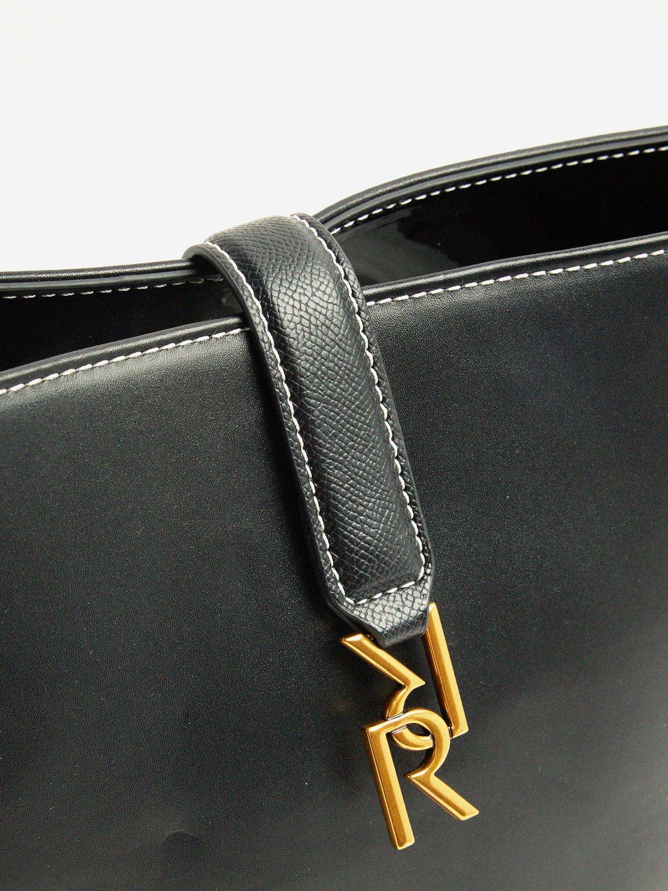 river-island-lock-bucket-bag-blackoutfit