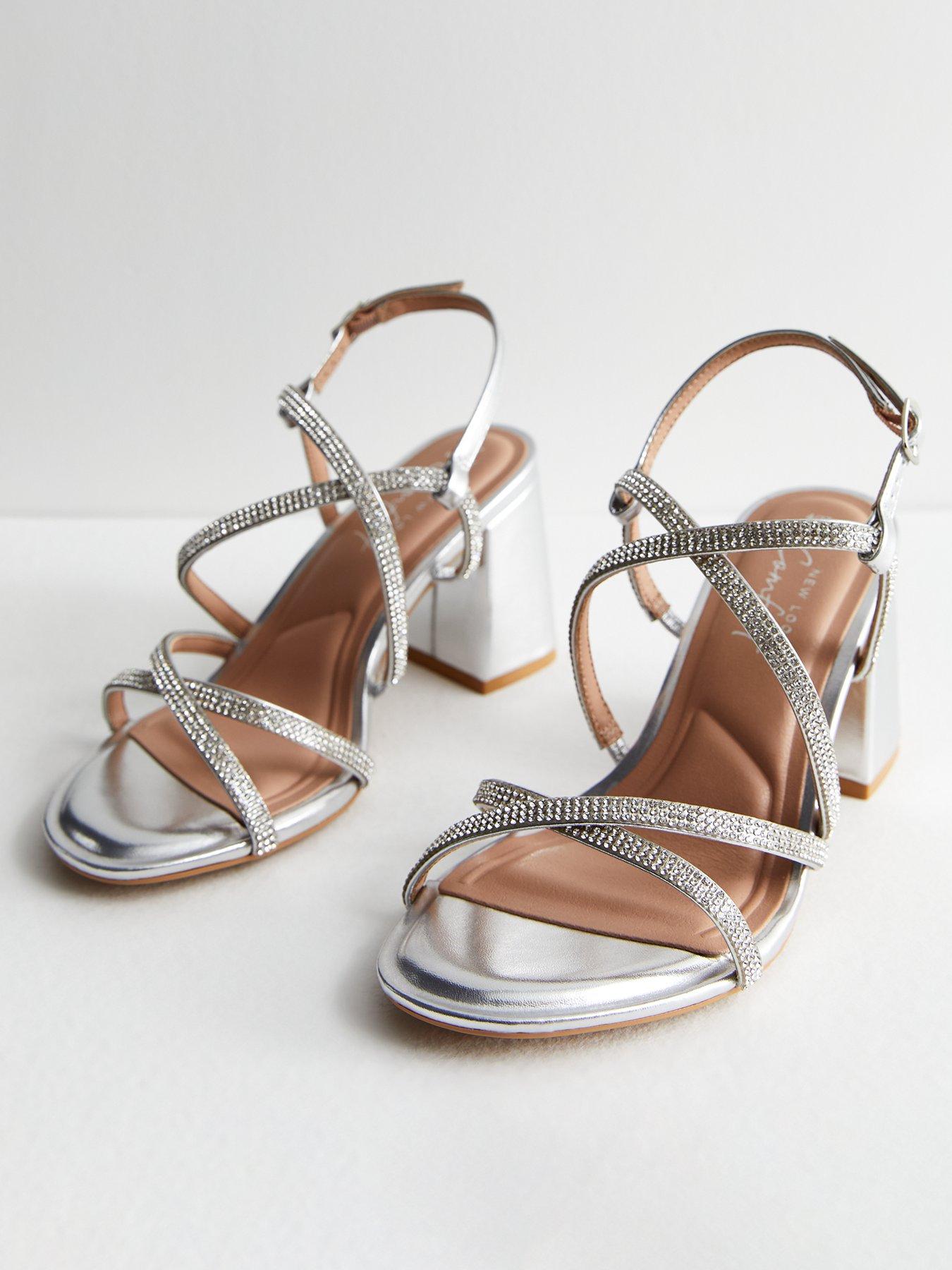 new-look-wide-fit-diamante-strappy-block-heel-sandals-silverstillFront