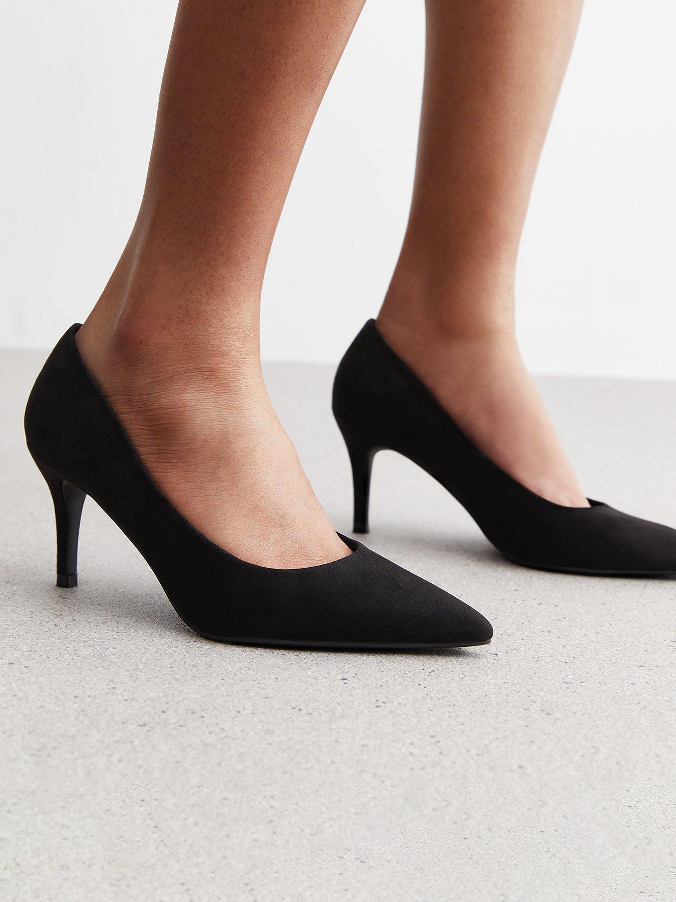 new-look-suedette-pointed-stiletto-heel-court-shoes-blackoutfit