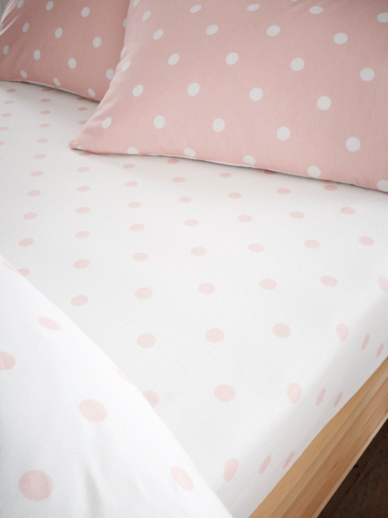 Catherine Lansfield Polka Dot 100% Brushed Cotton Fitted Sheet in Pink