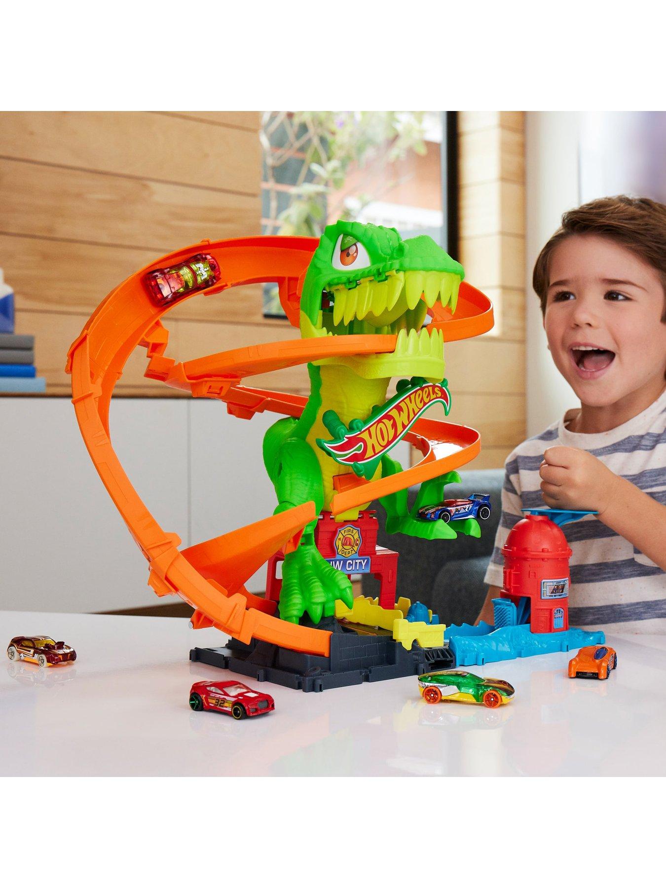 Image 2 of 8 of Hot Wheels City Spinning-Eye T-Rex Blaze Battle Track Playset