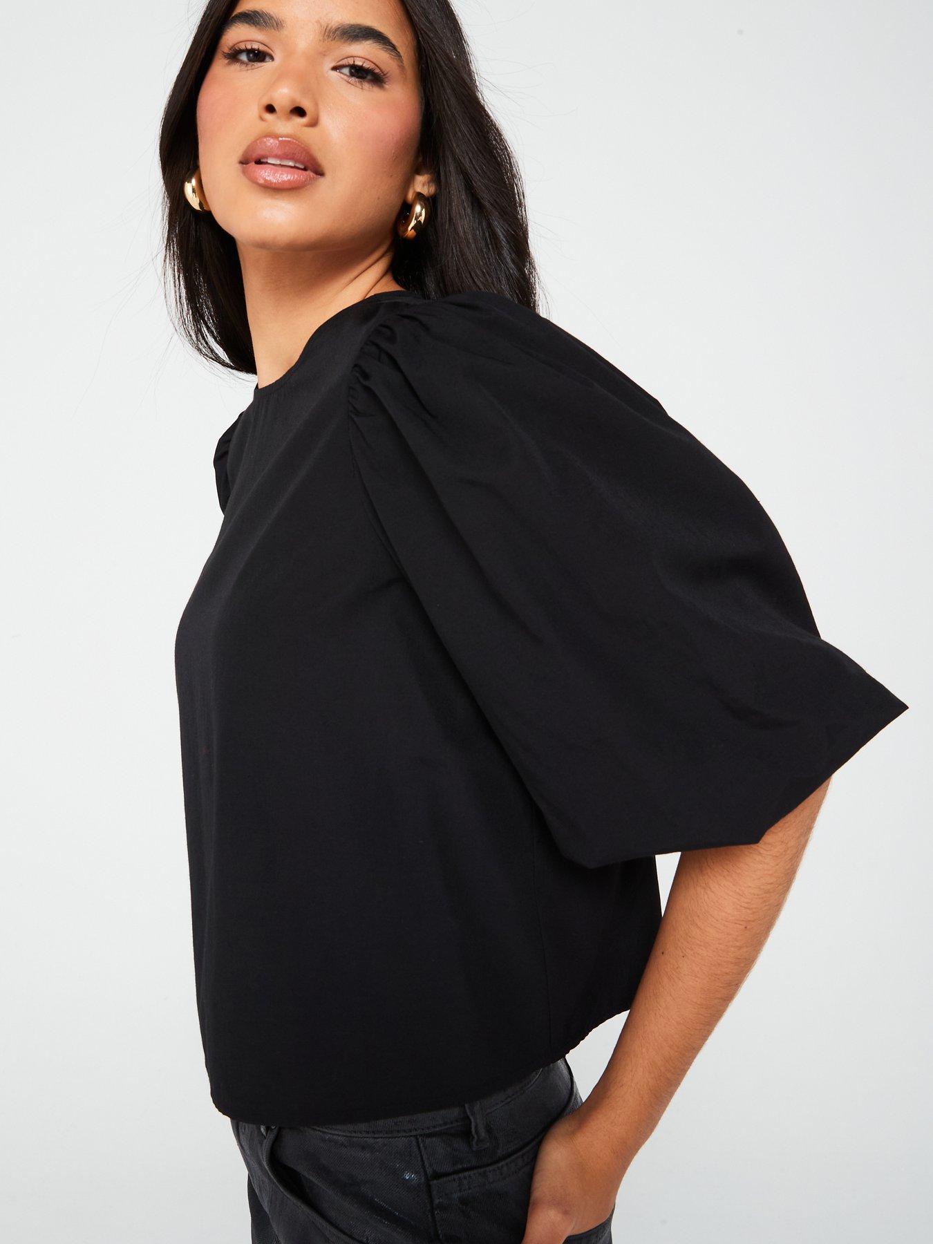 vero-moda-ditte-balloon-sleeve-woven-top-blackoutfit