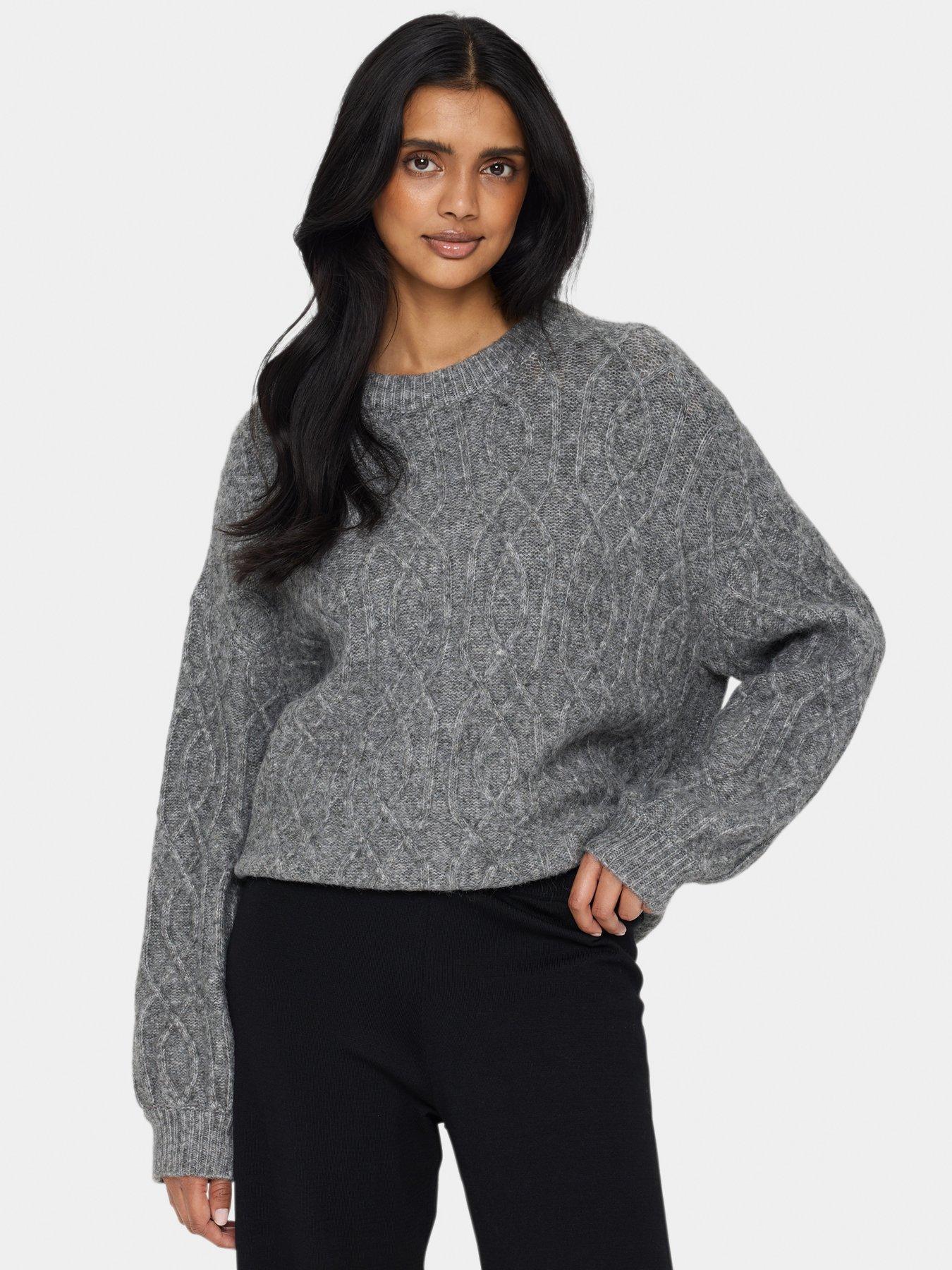 saint-tropez-geetasz-cable-knit-loose-fit-pullover-grey