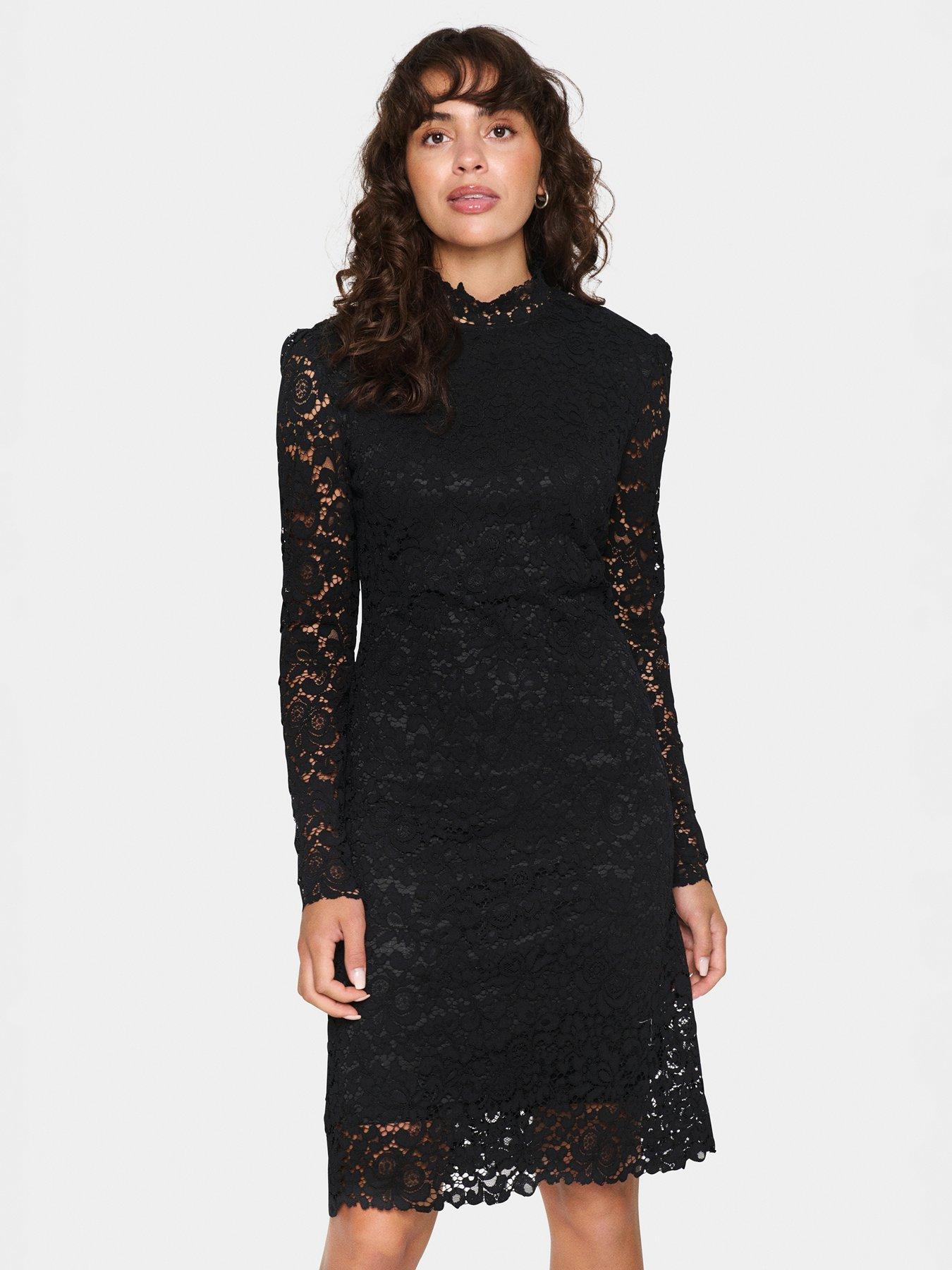 saint-tropez-gannasz-long-sleeve-slim-fit-lace-dress-black