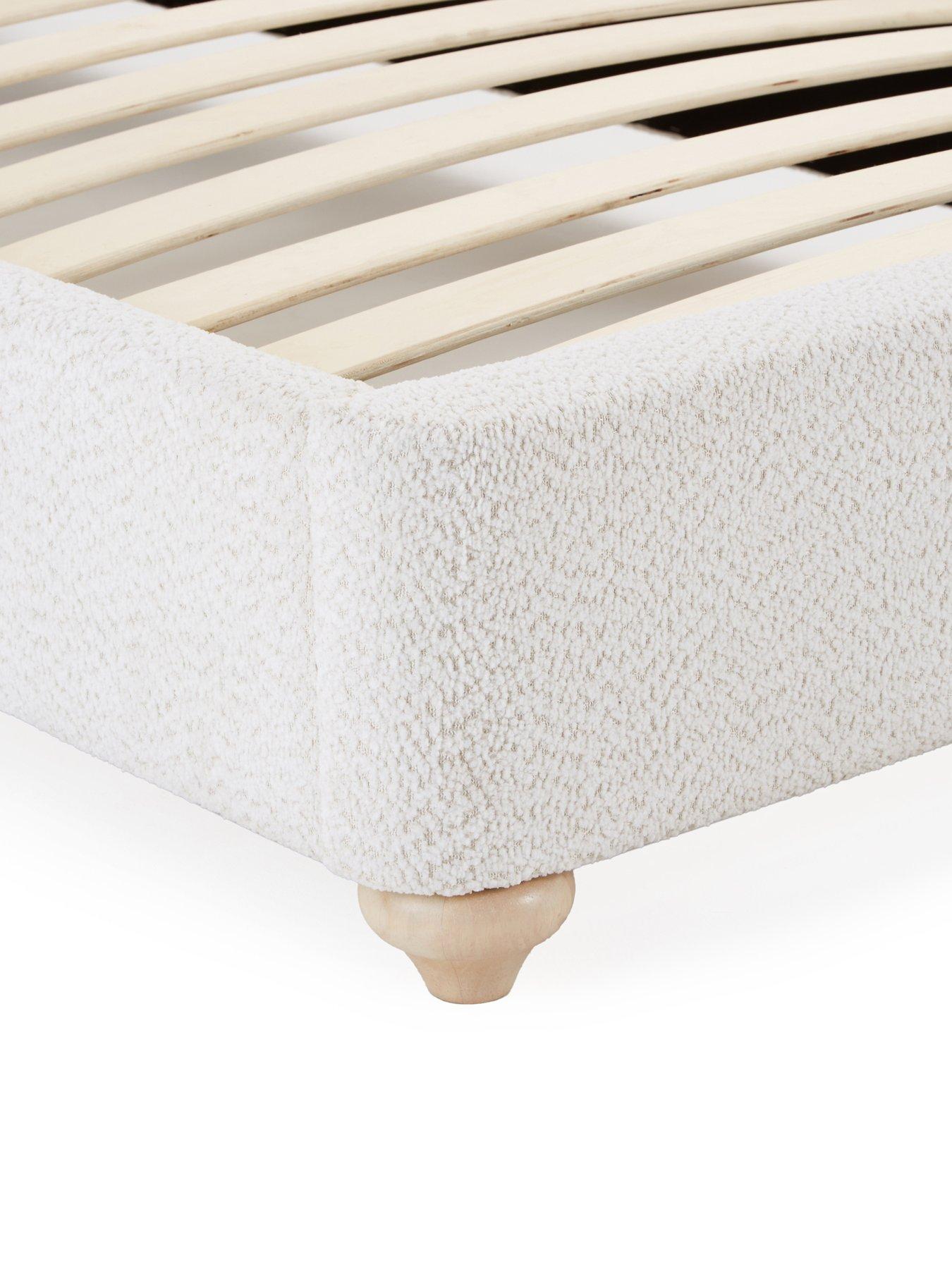 very-home-shelly-boucle-single-beddetail