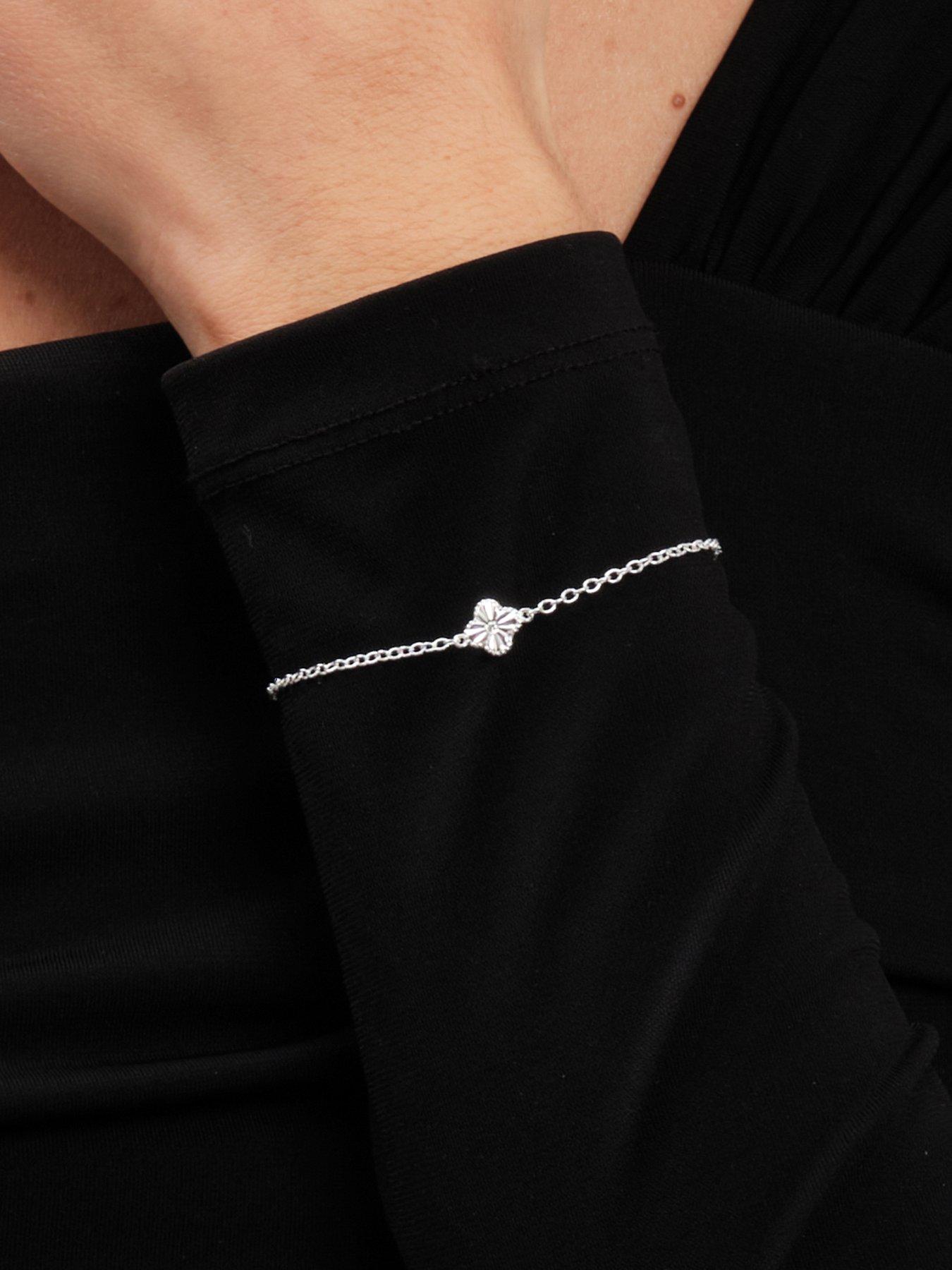 simply-silver-simply-silver-sterling-silver-925-polished-diamond-cut-clover-braceletback