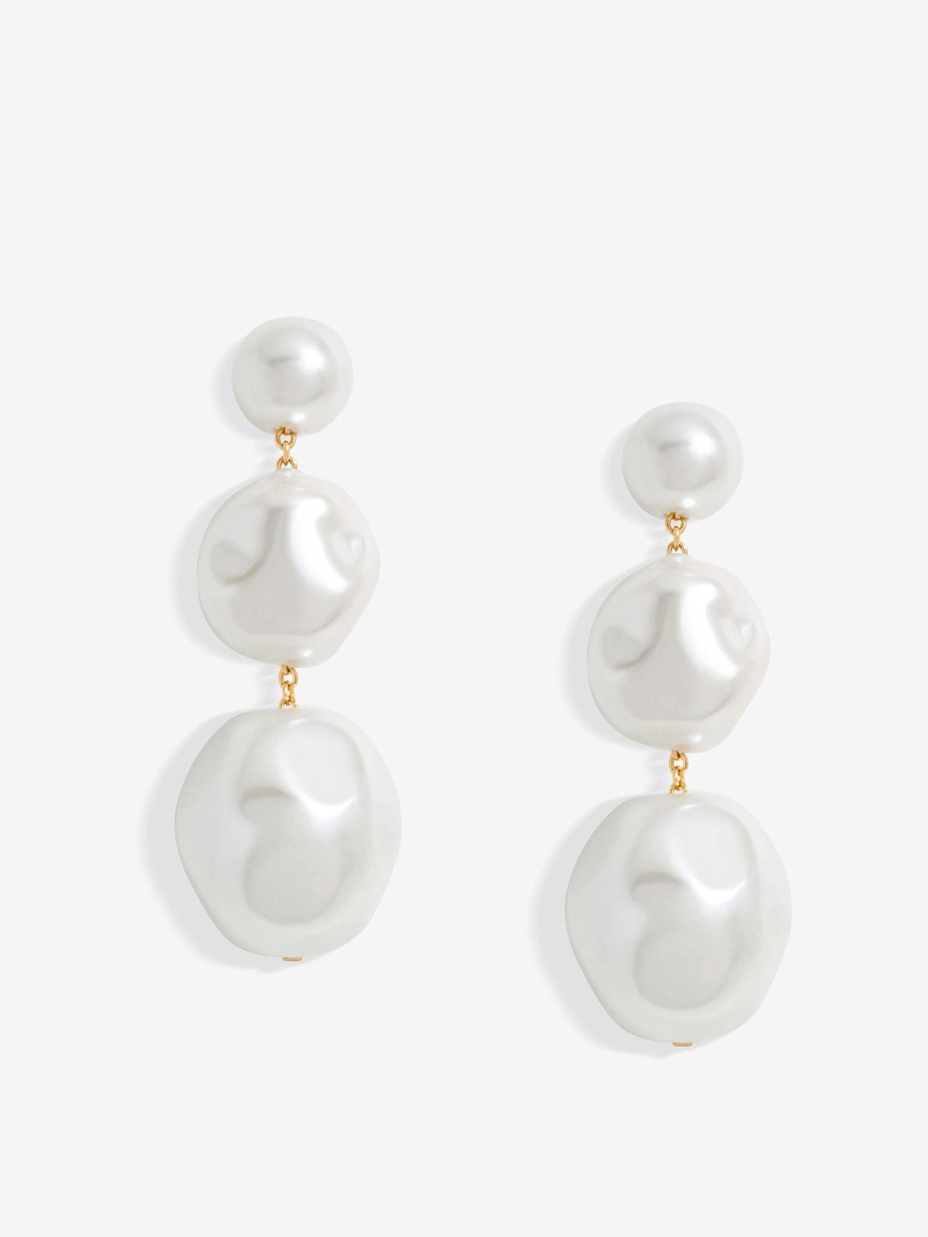 mood-mood-silver-pearl-graduated-linear-drop-earrings