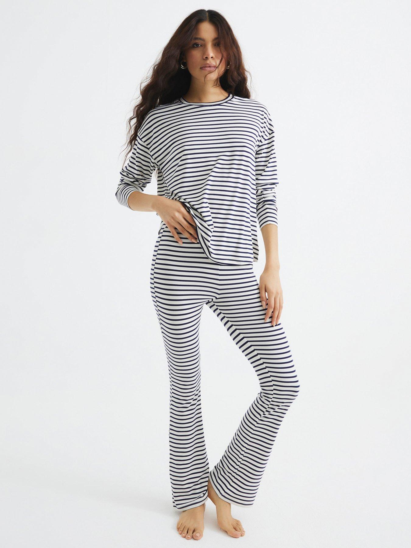 river-island-top-and-trouser-stripe-loungewear-set-navyfront