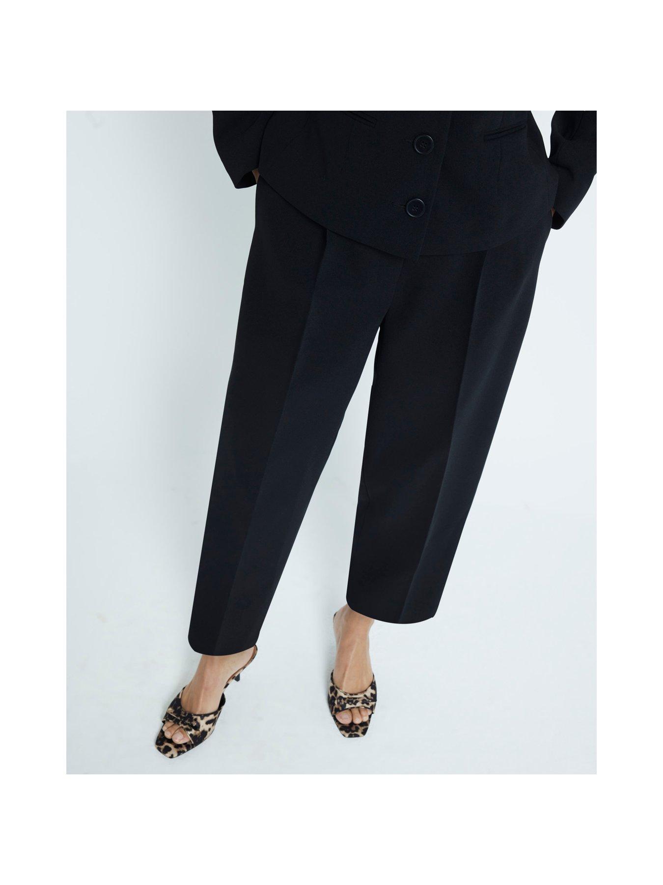 ri-petite-slim-barrell-leg-trouser-blackoutfit