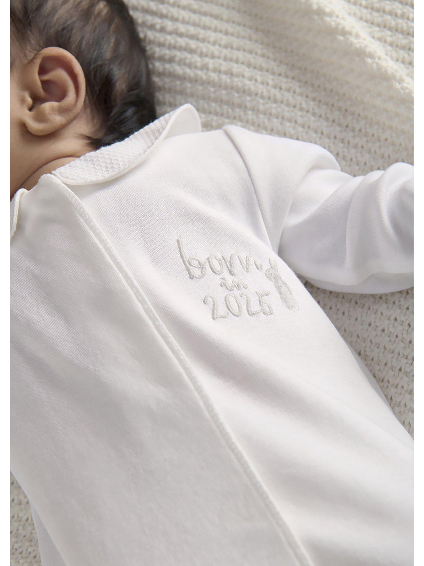 mamas-papas-baby-unisex-born-in-2025-sleepsuit-whiteoutfit