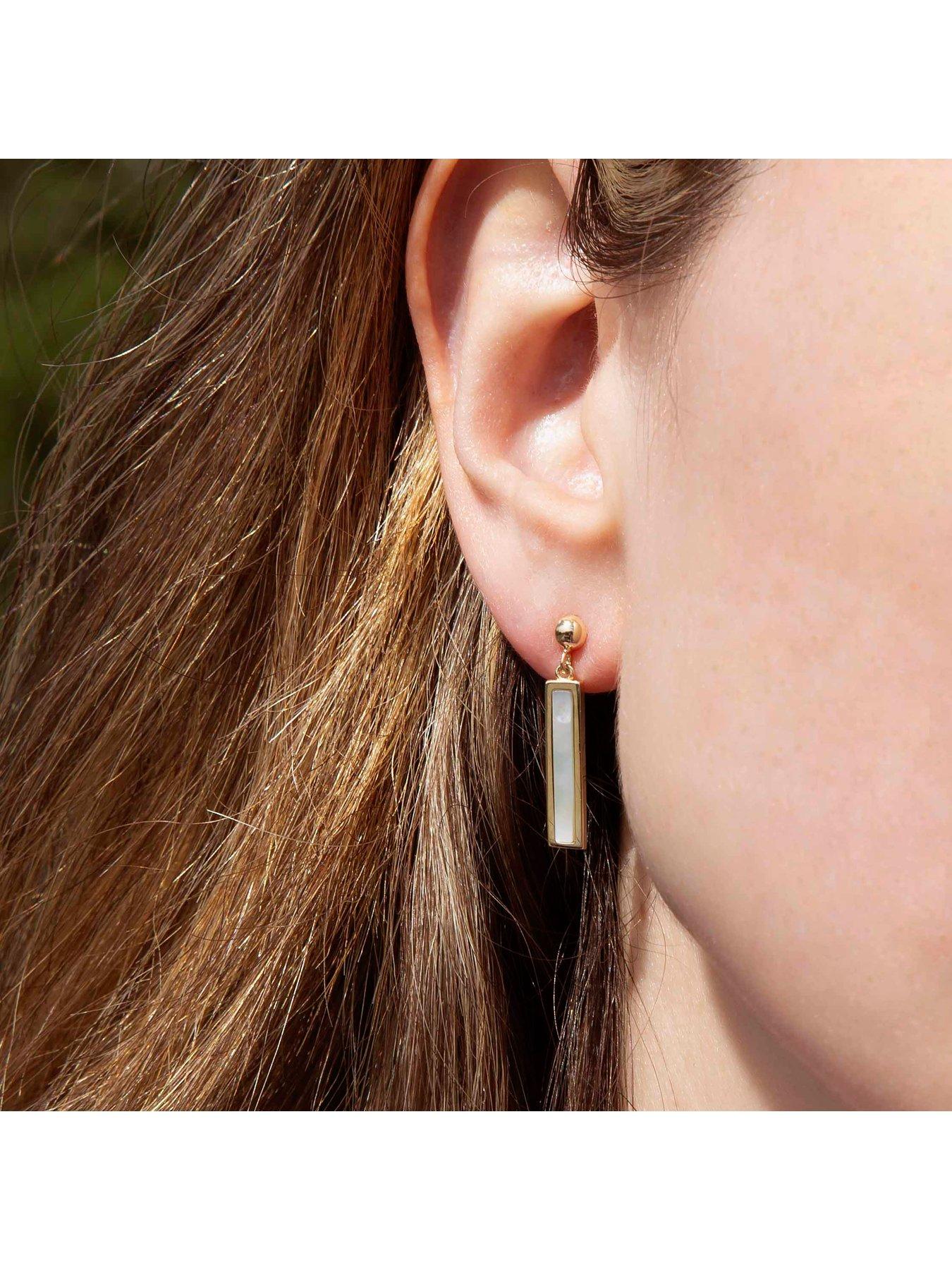 love-gold-9ct-yellow-gold-4mm-x-19mm-mother-of-pearl-bar-drop-stud-earringsstillFront