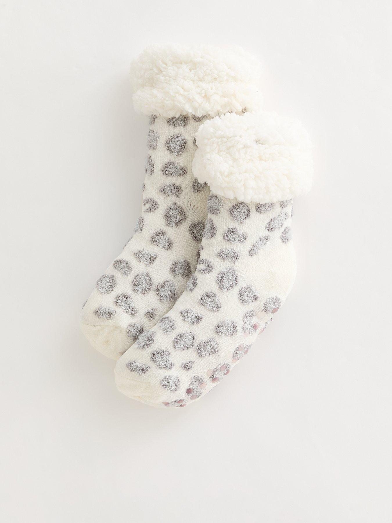 new-look-grey-fleece-lined-bootie-socks