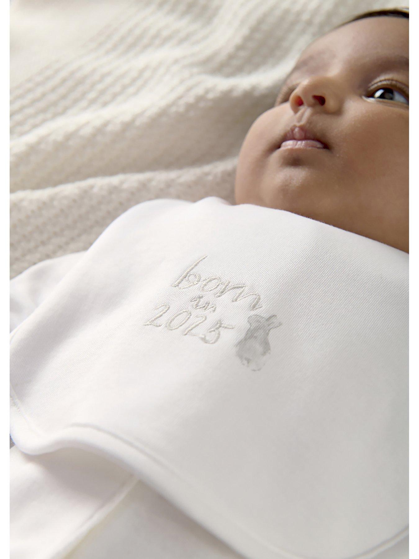 mamas-papas-baby-unisex-born-in-2025-bib-whiteback