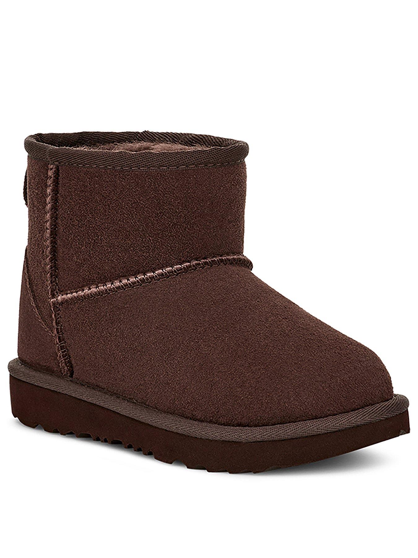 ugg-kids-classic-mini-iistillFront