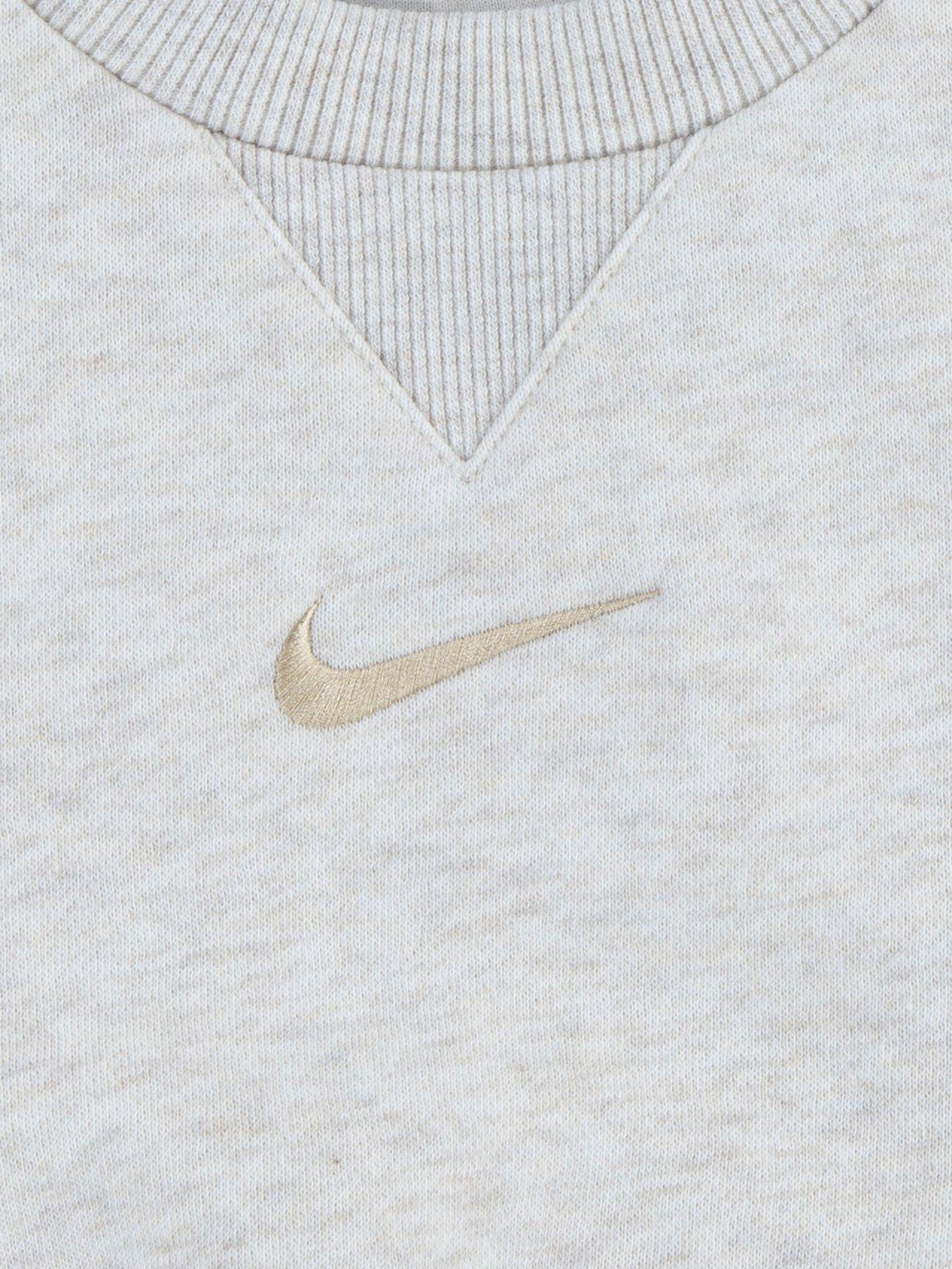 nike-kids-essential-fleece-crew-tracksuit-whitedetail