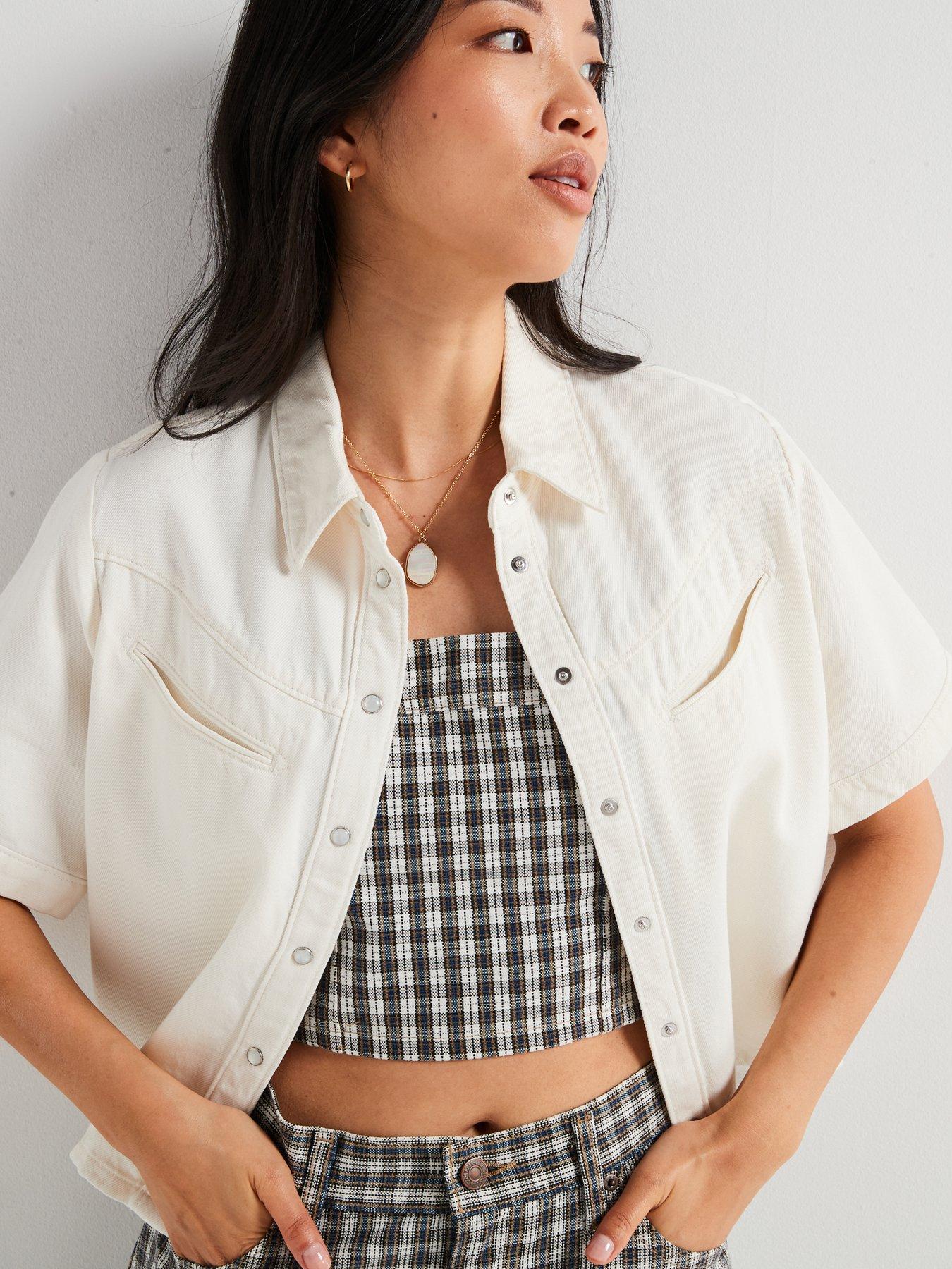 Image 4 of 6 of Levi's Rinoa Camp Shirt - Seeded State - White