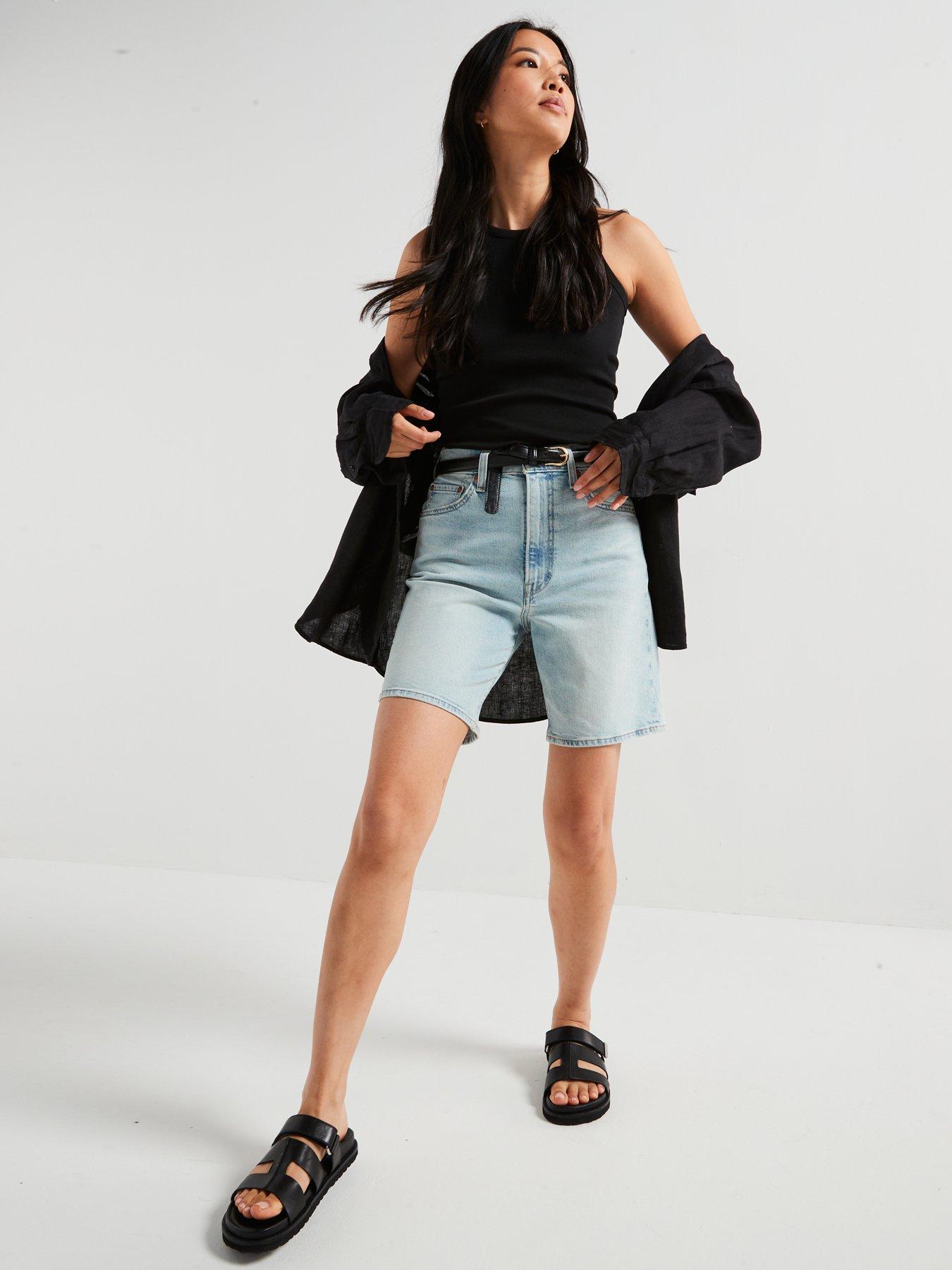 levis-ribcage-bermuda-short-blueback