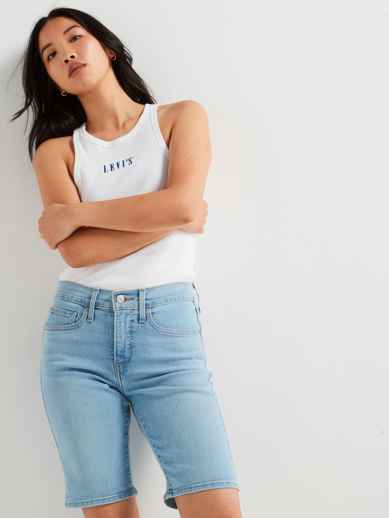 levis-shaping-bermuda-shorts-blueoutfit