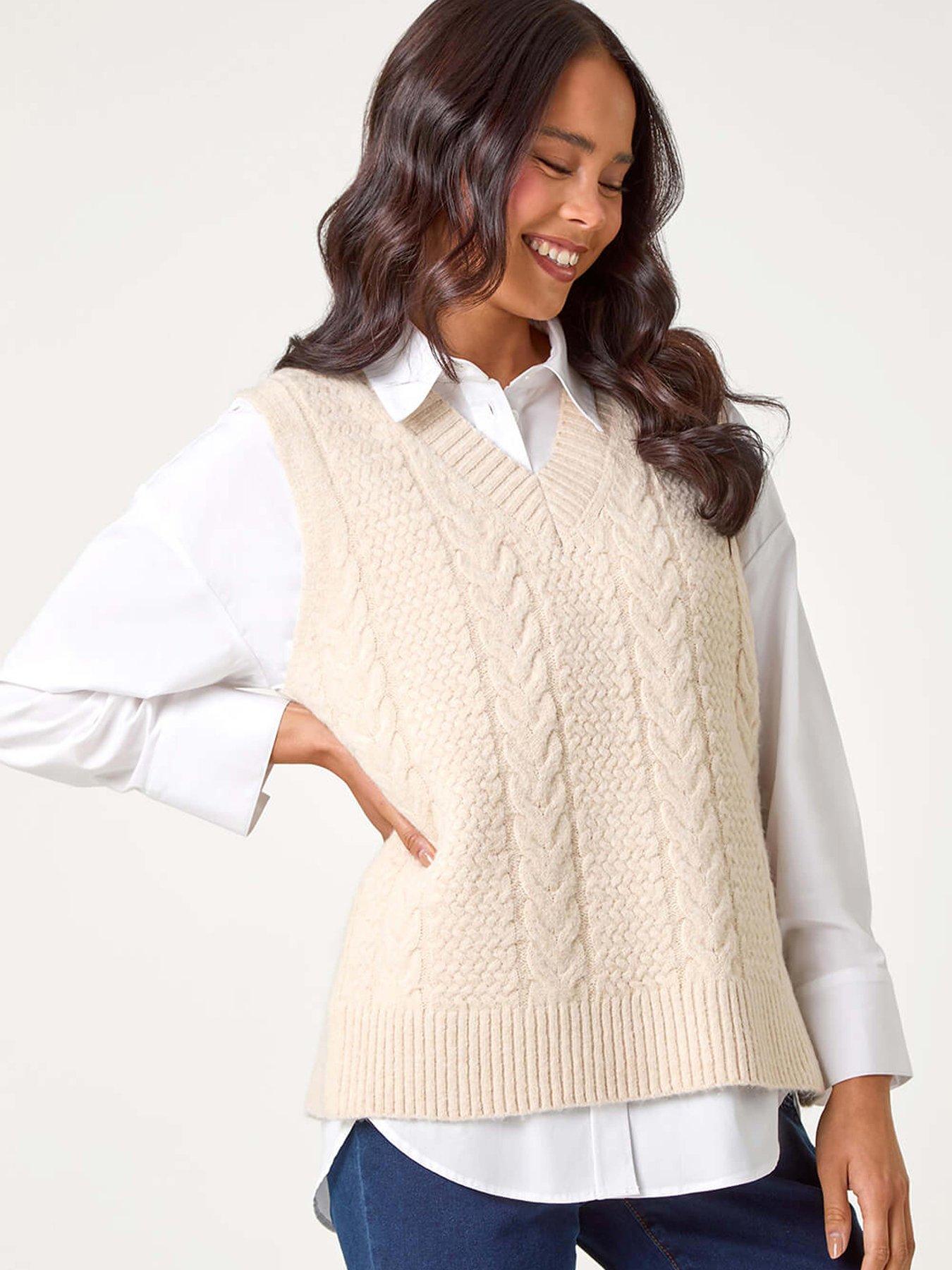 Roman Petite V-neck Cable Knit Sleeveless Vest - Cream