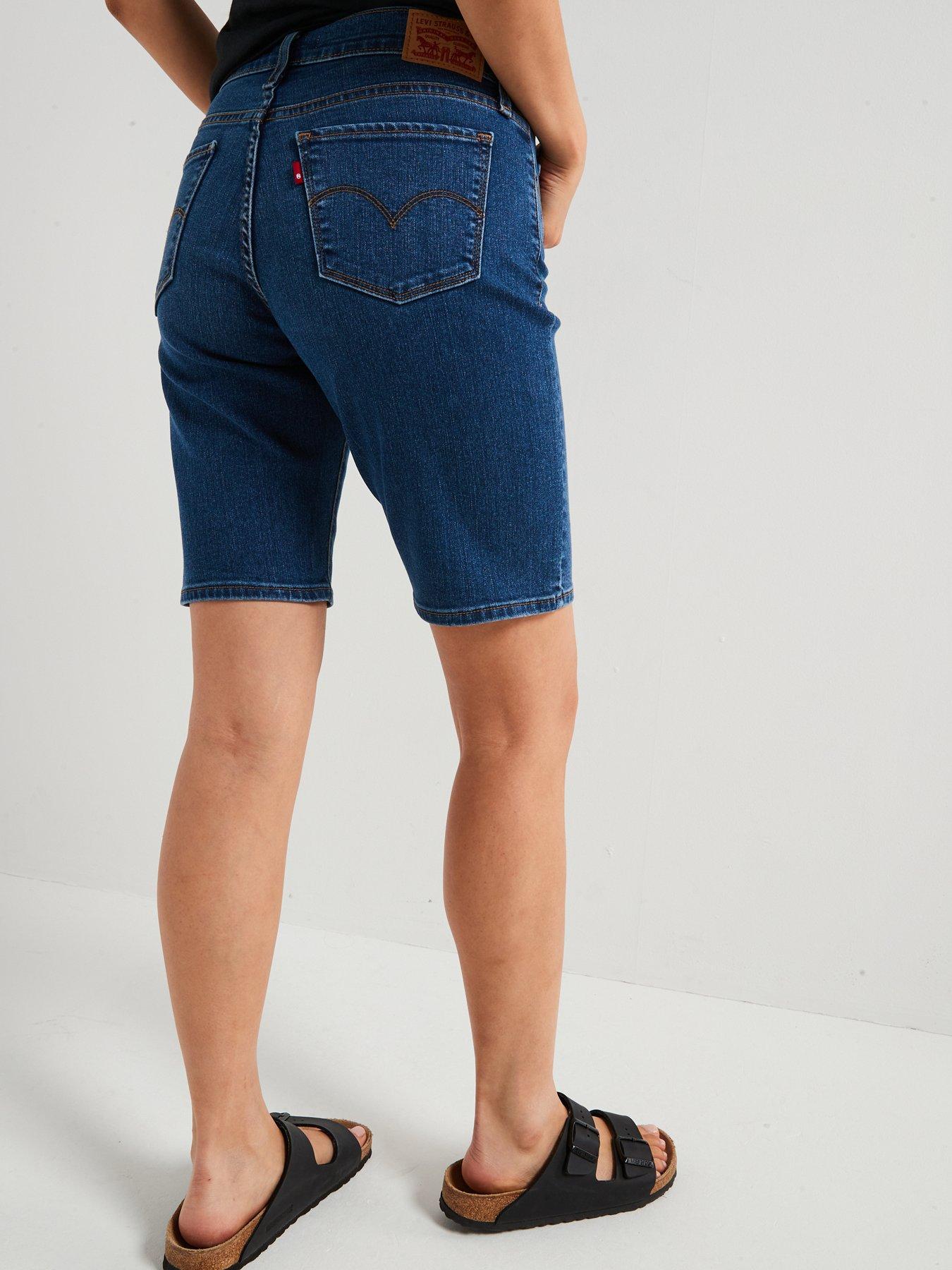 levis-shaping-bermuda-shorts-clever-girl-short-bluestillFront