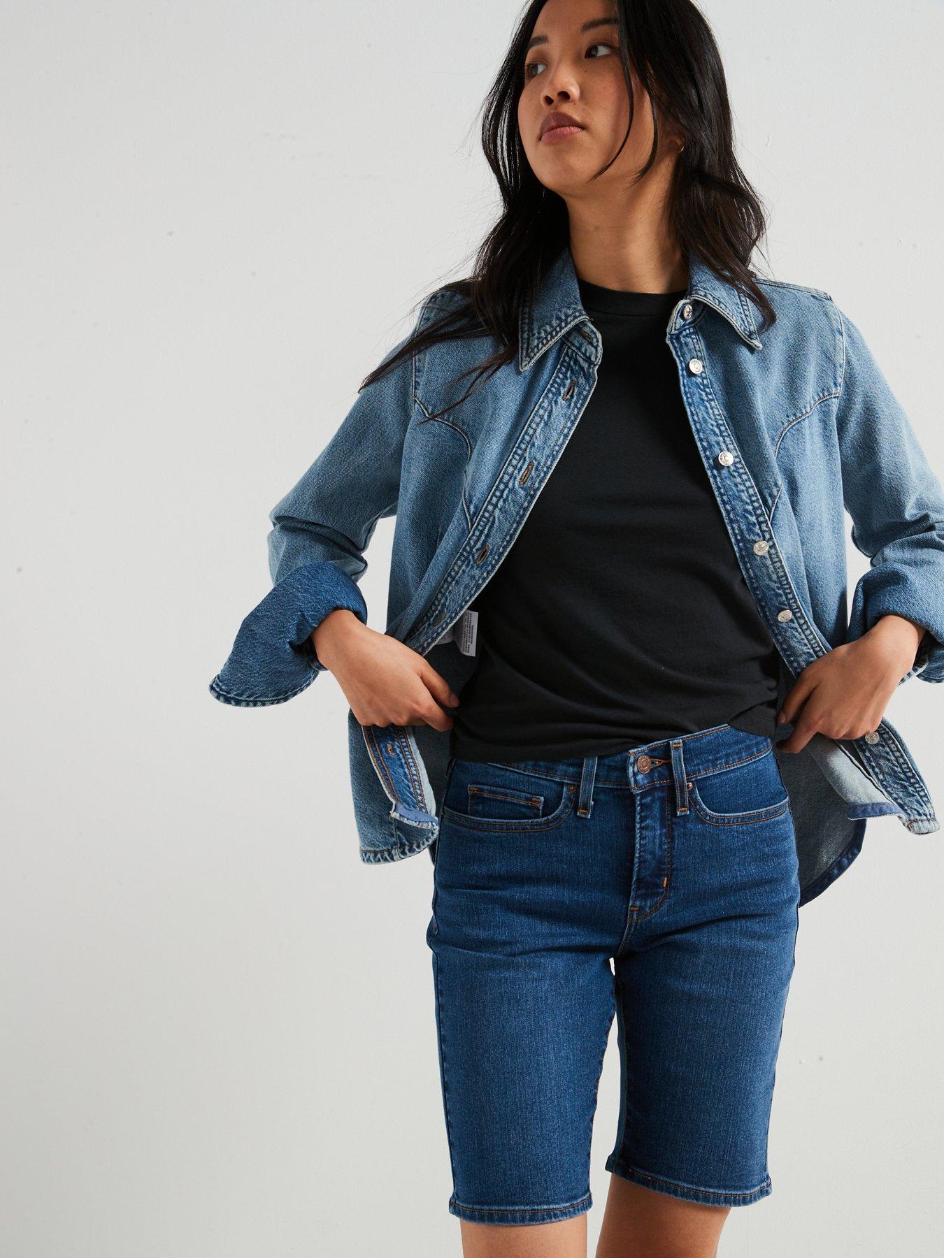 levis-shaping-bermuda-shorts-clever-girl-short-blueoutfit