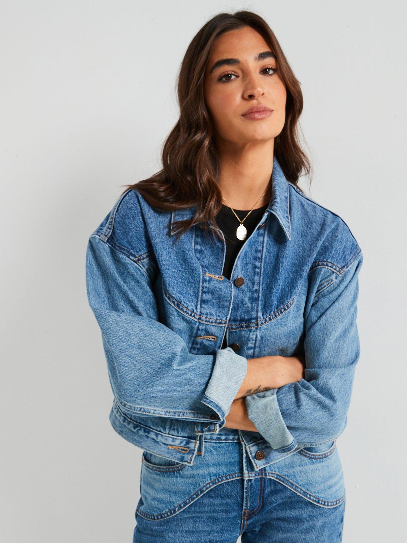 levis-shrunken-90s-trucker-jacket-ironic-iconic-trucker-bluefront