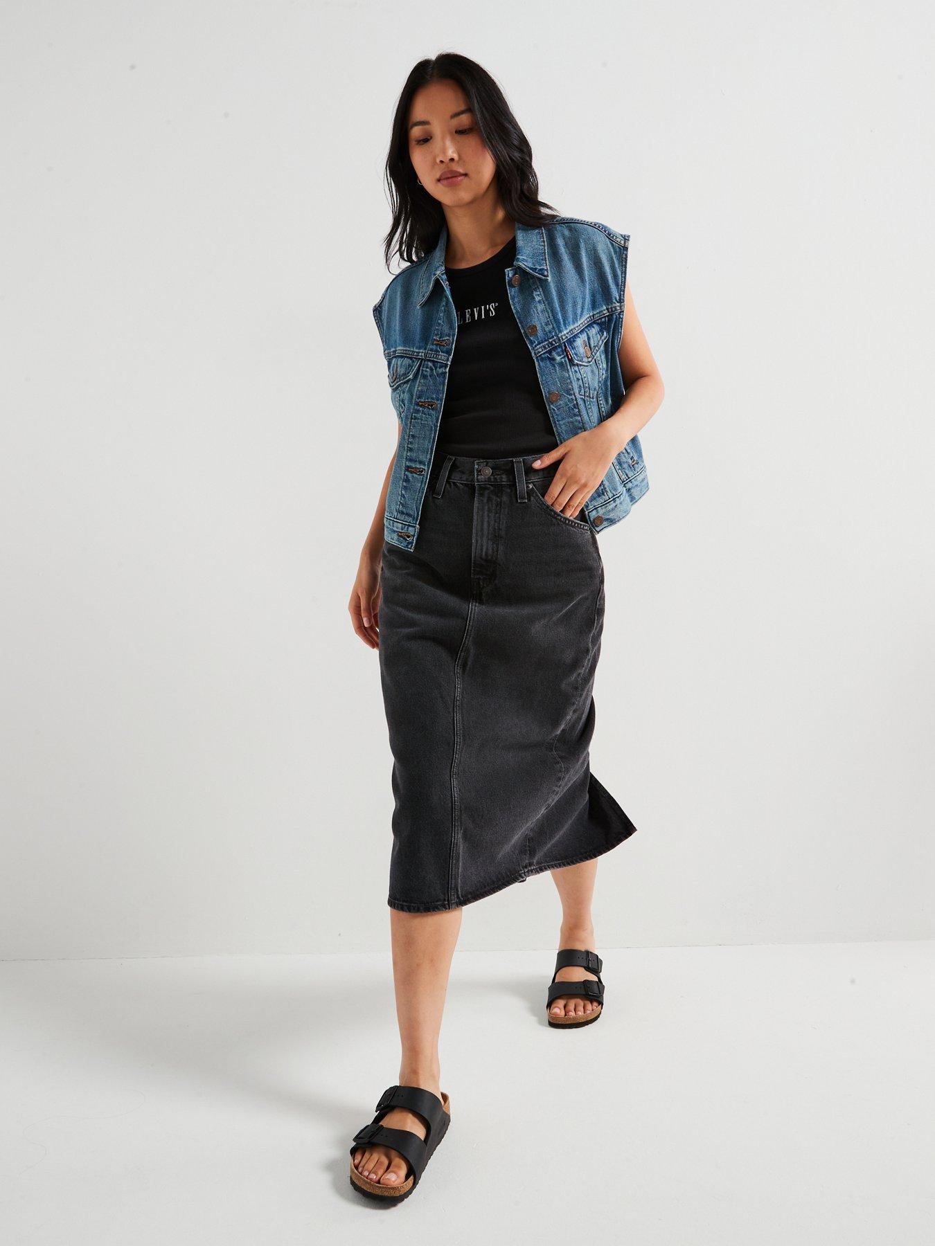 levis-graphic-gemini-tank-tank-serif-1873-caviarnbsp--blackback