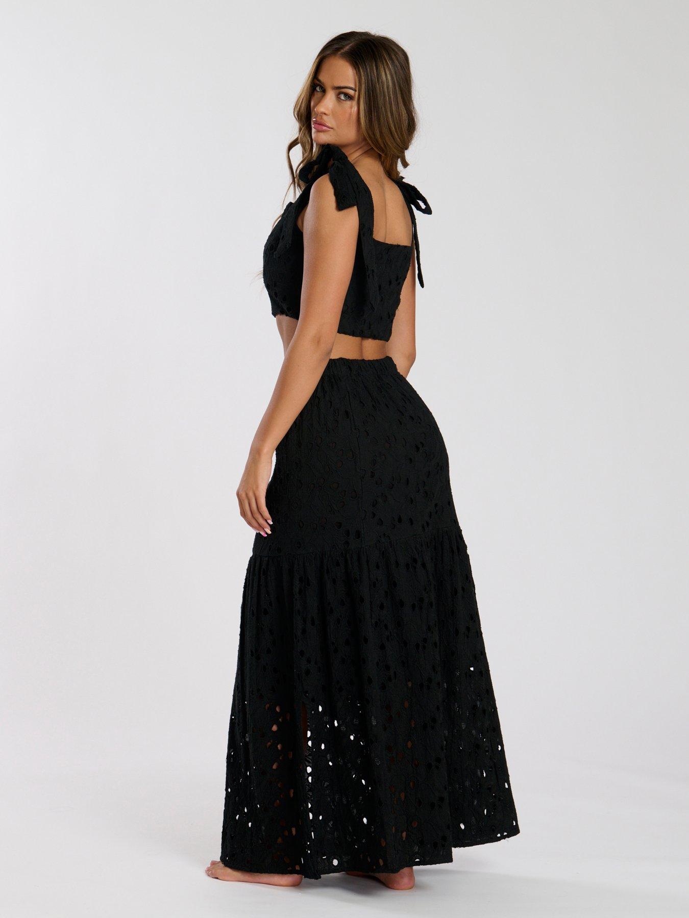south-beach-broderie-maxi-skirt-blackoutfit