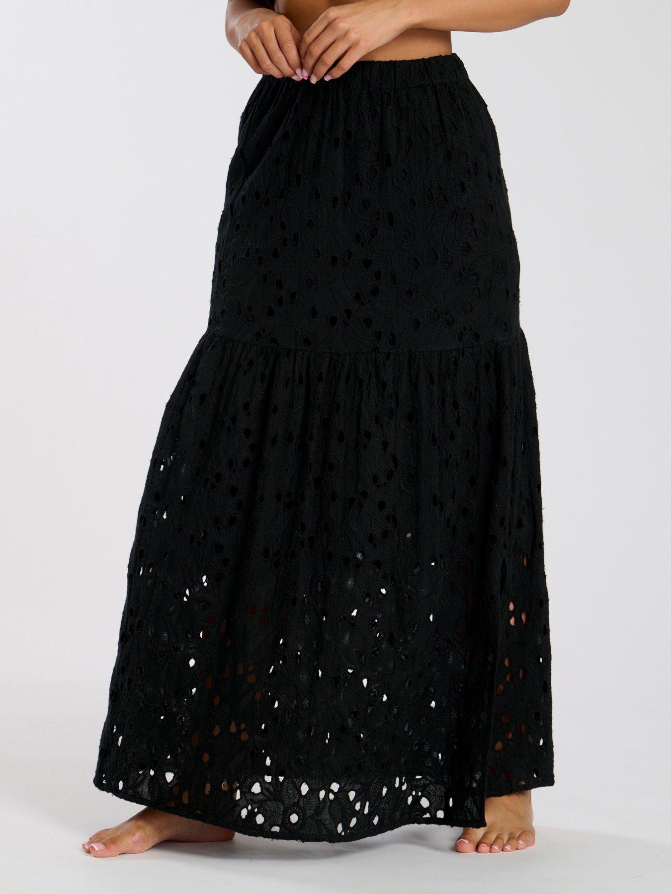 south-beach-broderie-maxi-skirt-blackdetail