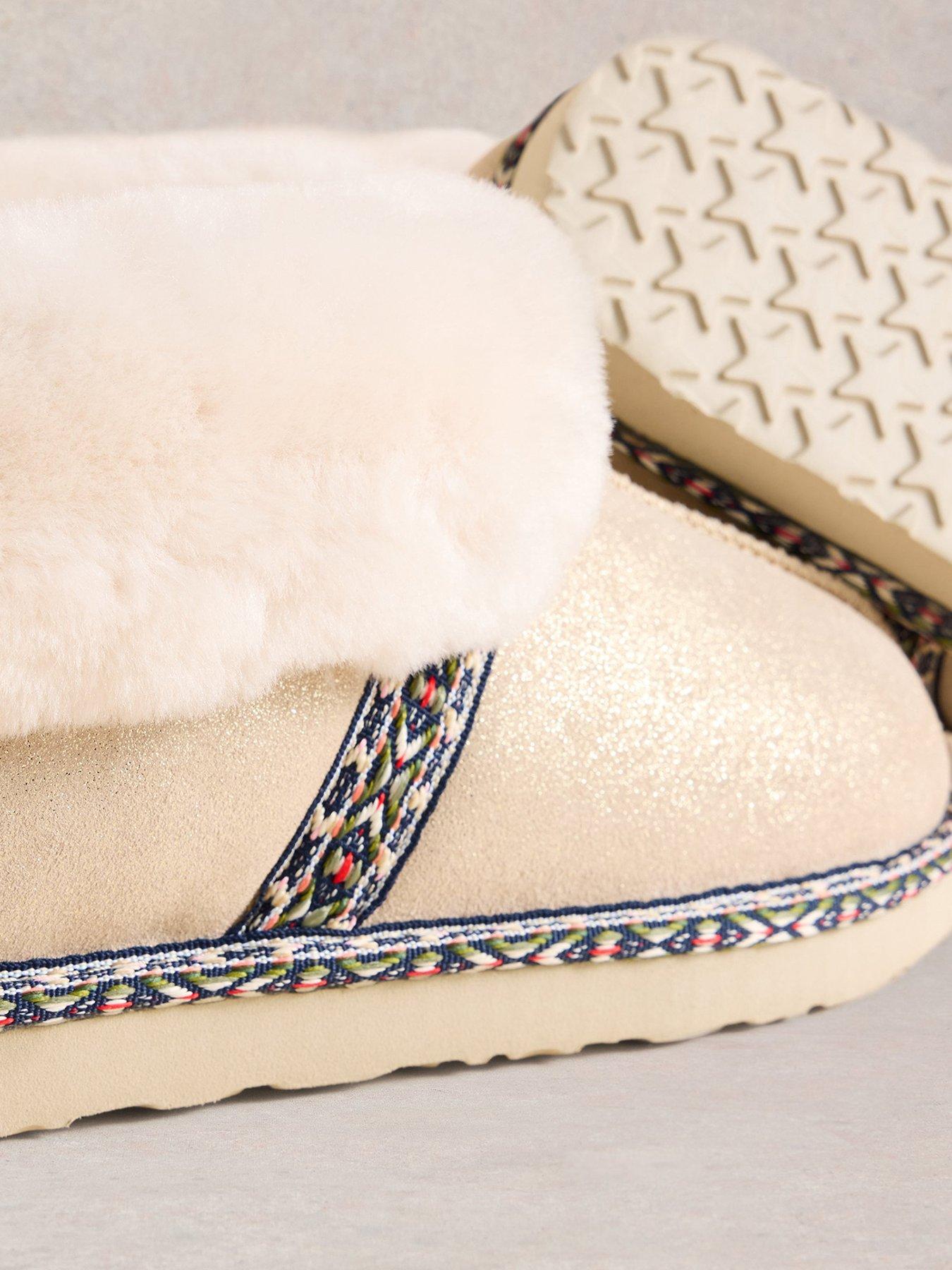 white-stuff-suede-shearling-slipper-boot-beigeoutfit