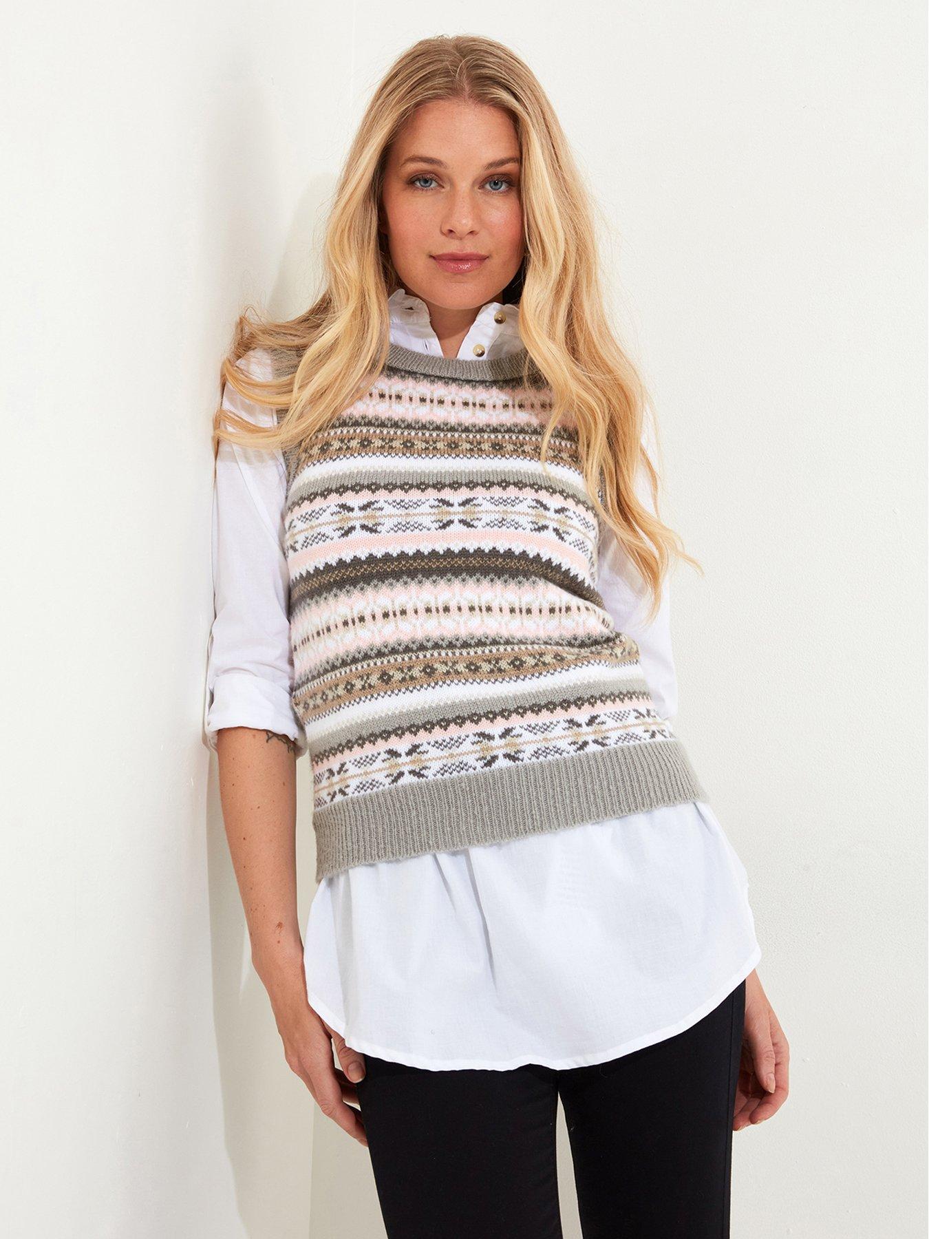 joe-browns-knitted-vest-greydetail