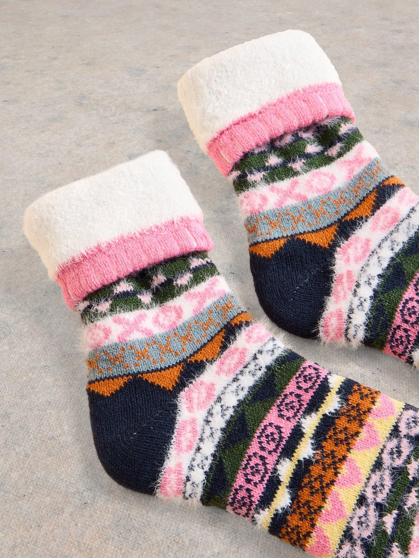 white-stuff-pop-fairsle-cabin-sock-pinkstillFront