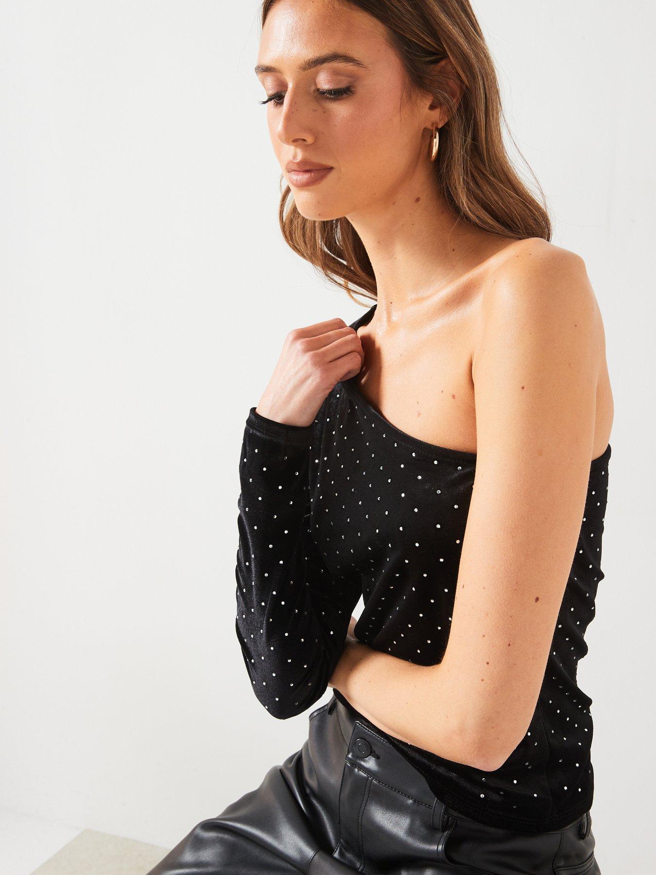 mango-velvet-one-shoulder-top-with-rhinestonesoutfit