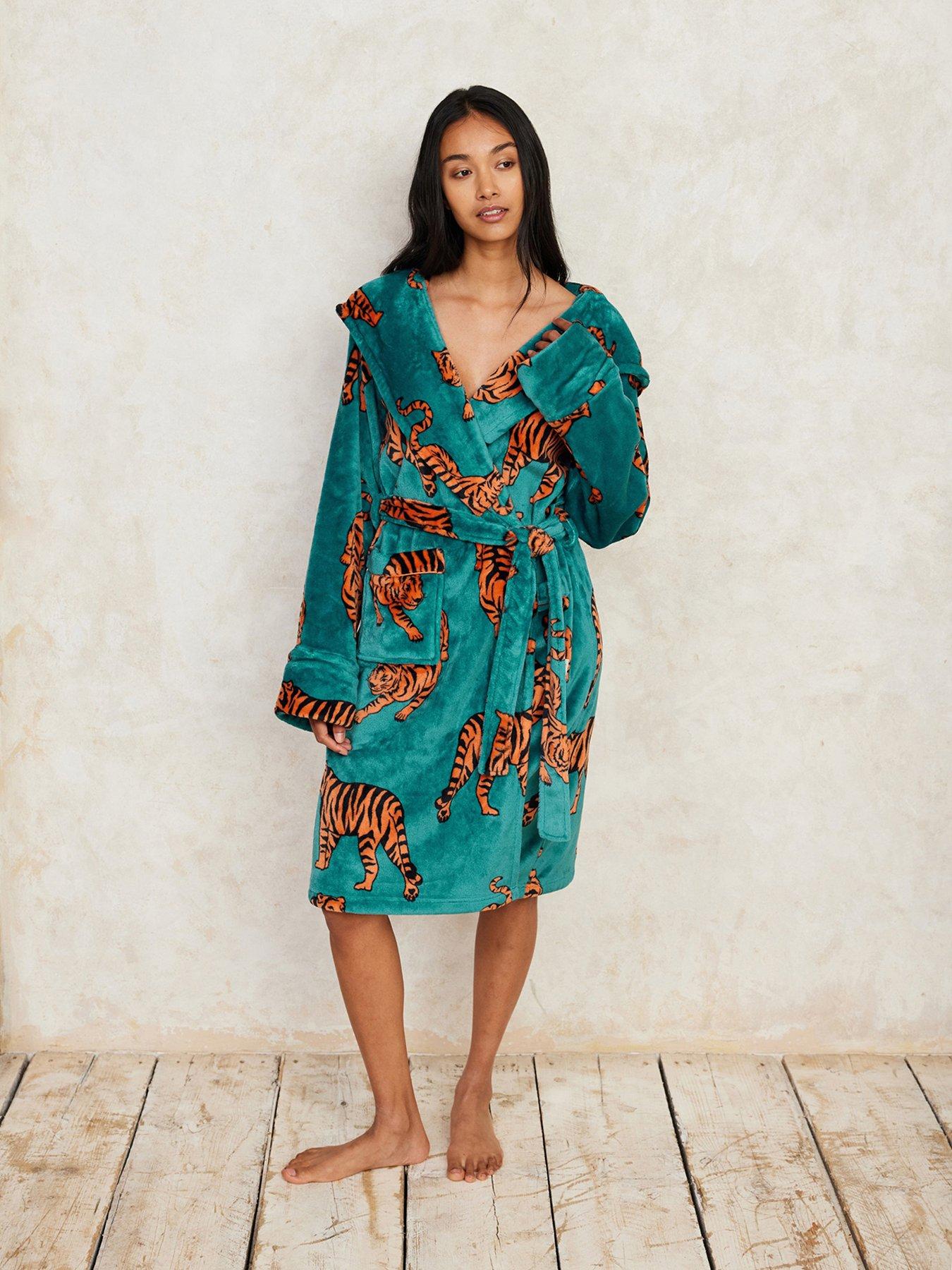 chelsea-peers-chelsea-peers-classic-tiger-printed-robe-orange-amp-teal