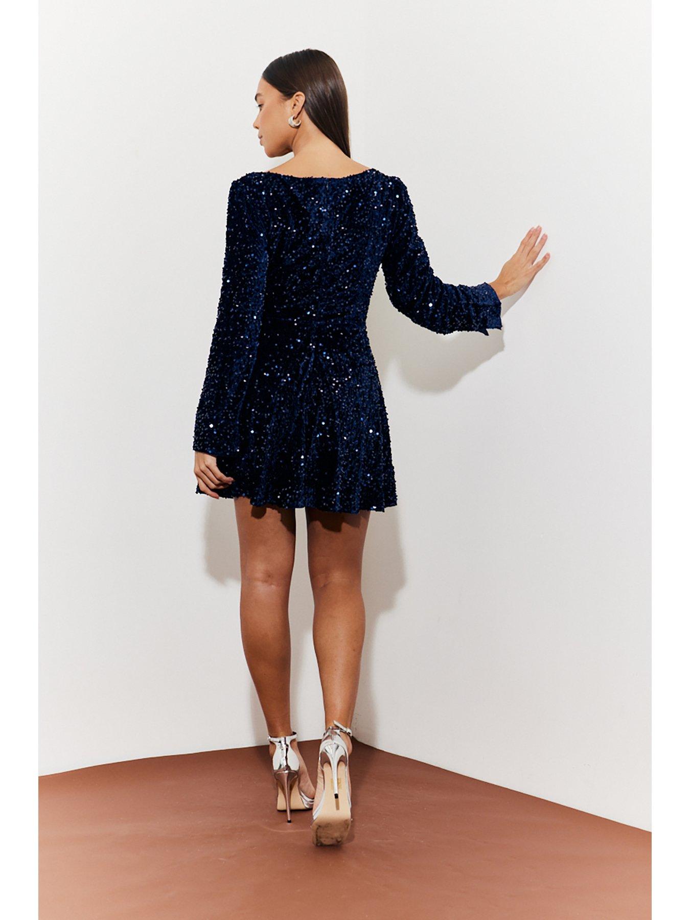 in-the-style-velvet-sequin-sweetheart-neckline-mini-dress-blackoutfit