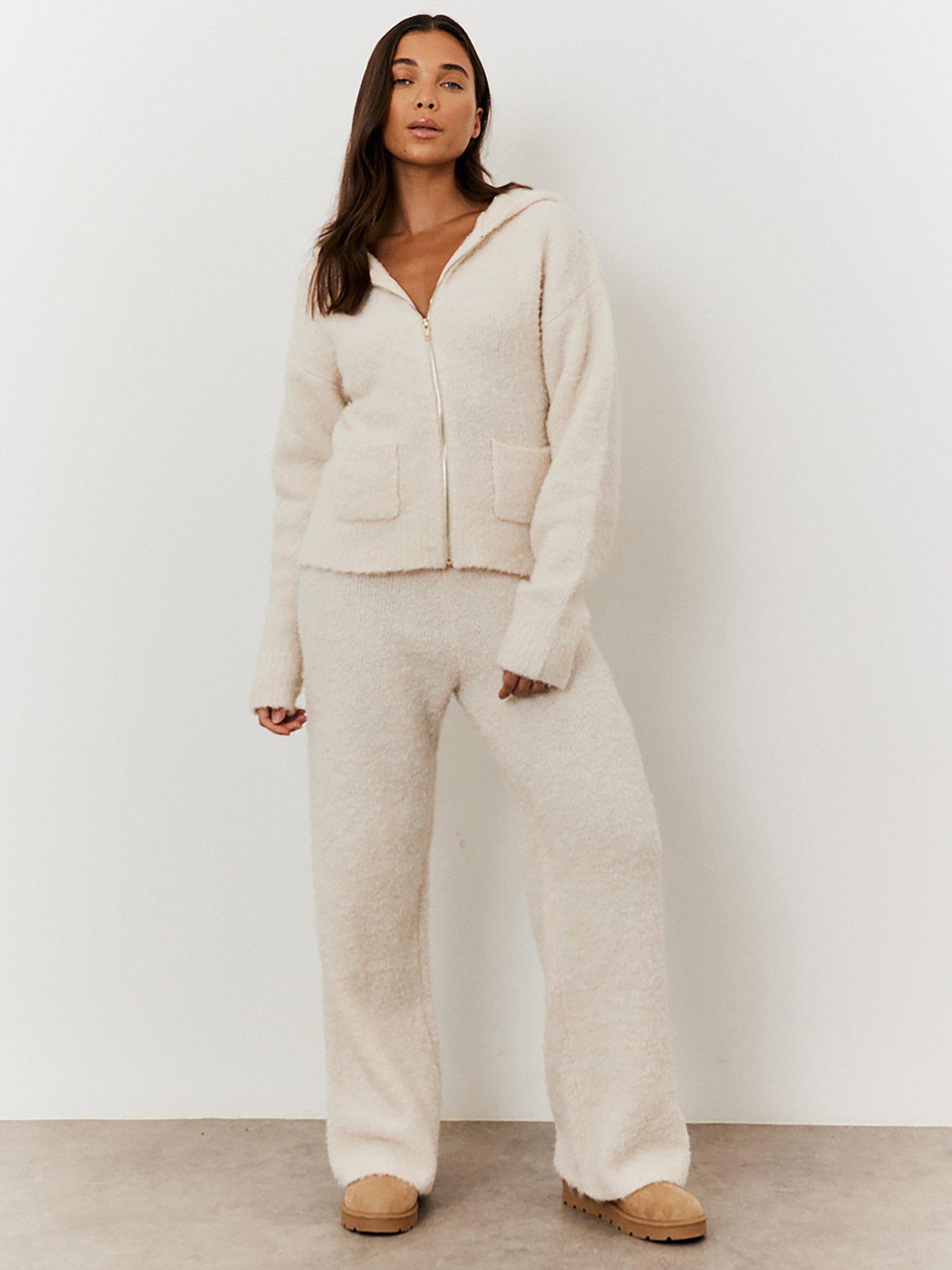 in-the-style-stacey-solomon-fluffy-knit-zip-up-hooded-co-ord-jacket-creamstillFront