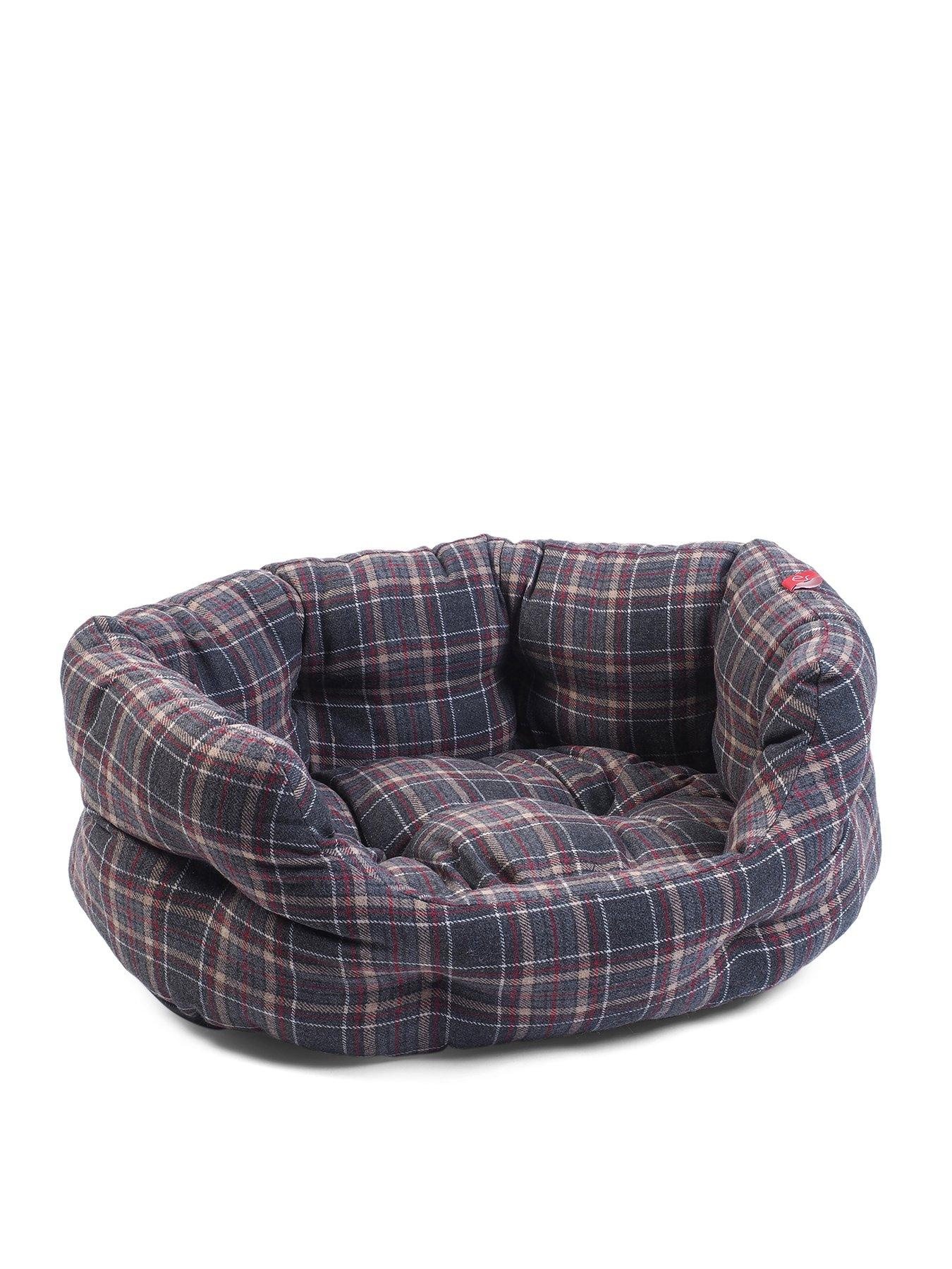 zoon-plaid-oval-bedstillFront