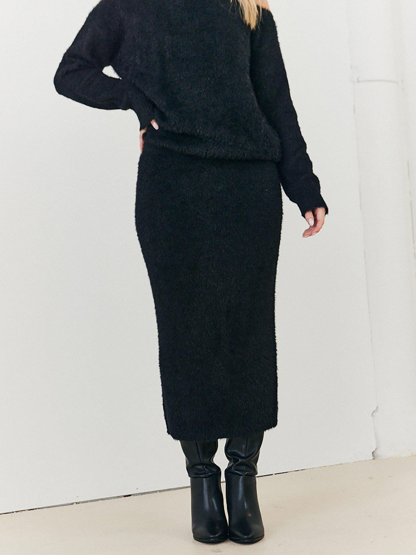 in-the-style-fluffy-knitted-midaxi-co-ord-skirt-blackstillFront