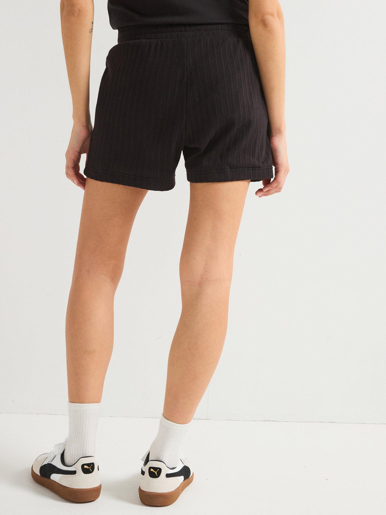 puma-womens-wardrobe-essentials-shorts-3-pointelle-puma-blackstillFront