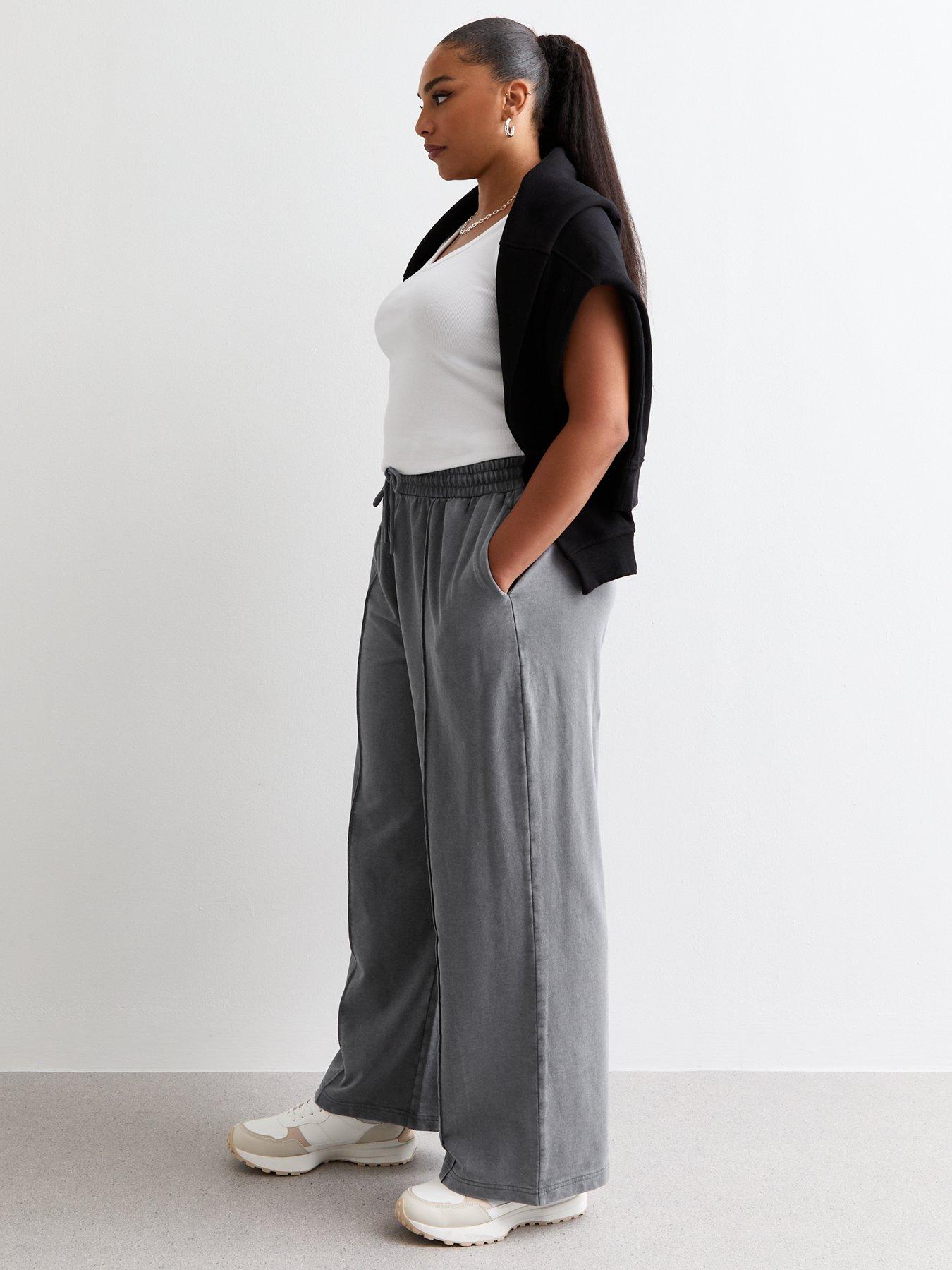 new-look-curves-grey-pintucked-wide-leg-joggersdetail