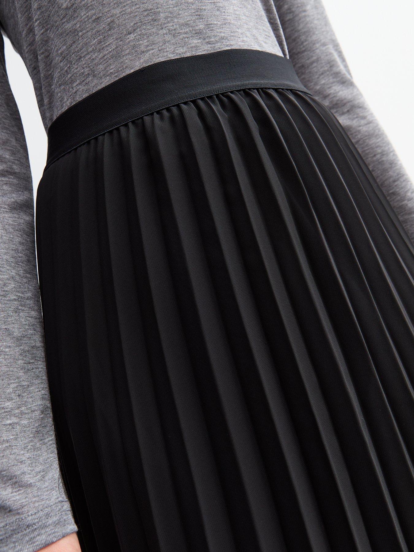 new-look-black-pleated-chiffon-midi-skirtoutfit