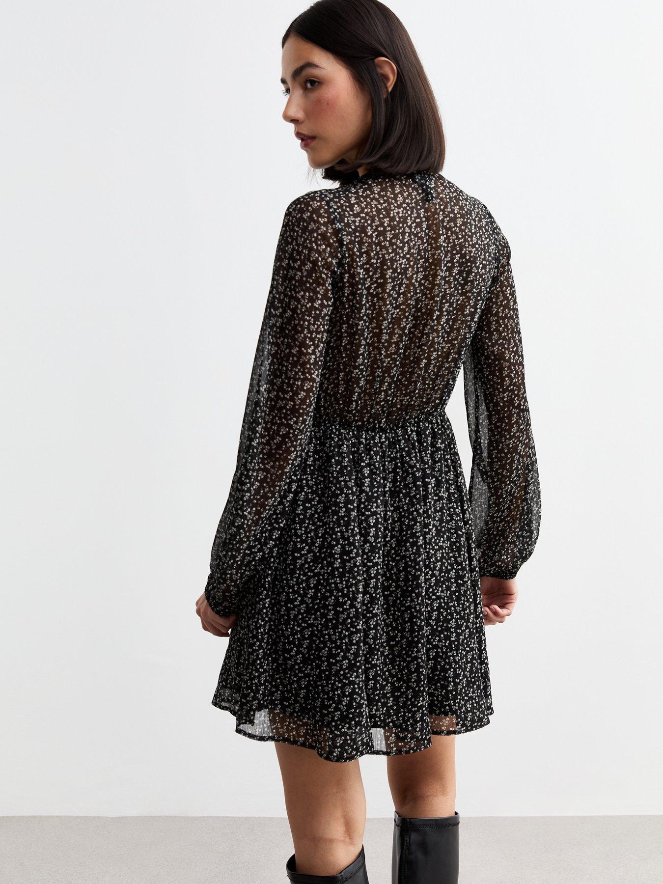 new-look-black-floral-print-chiffon-mini-wrap-dressstillFront