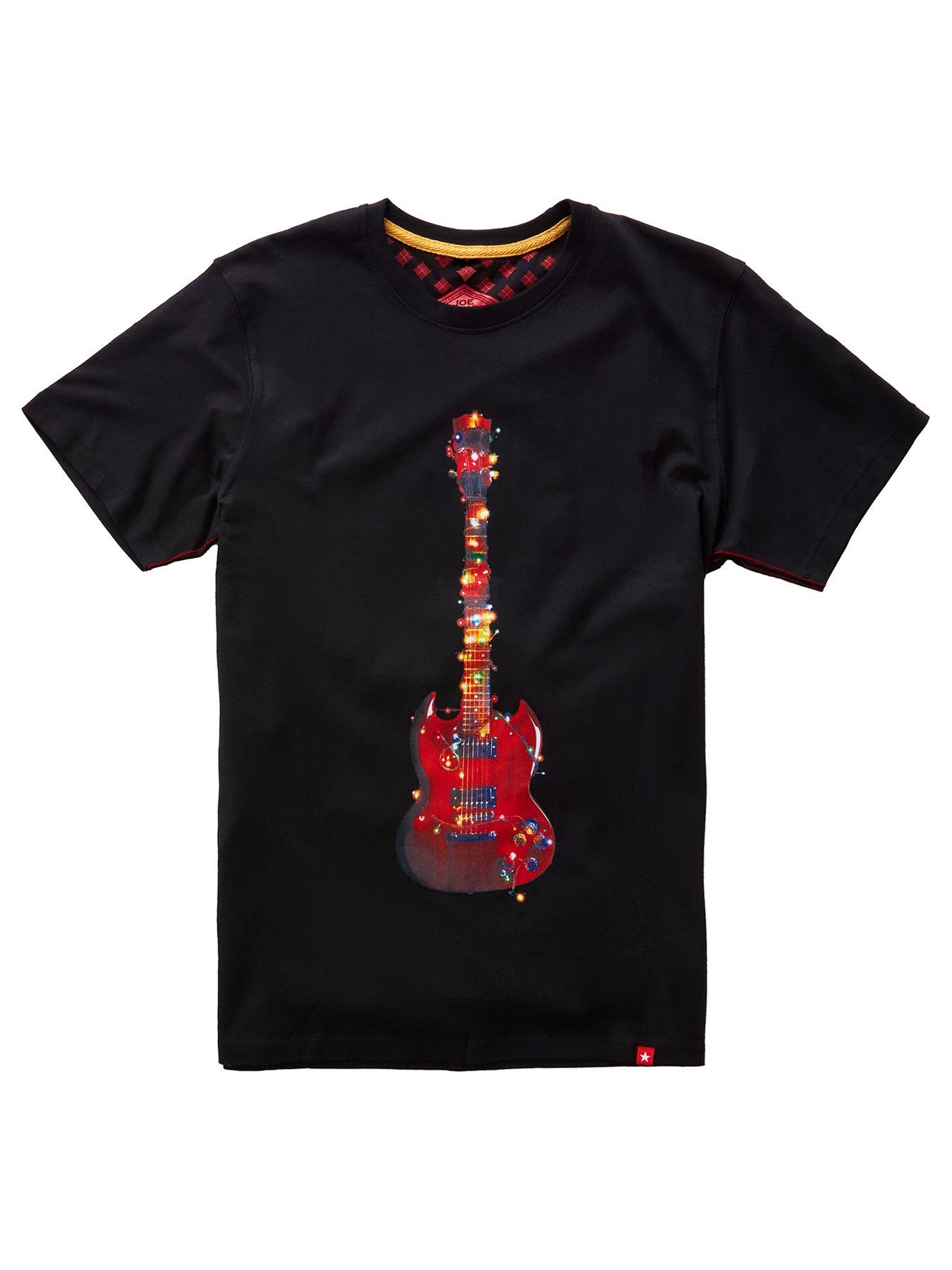 joe-browns-novelty-guitar-christmas-tree-t-shirt-blackdetail