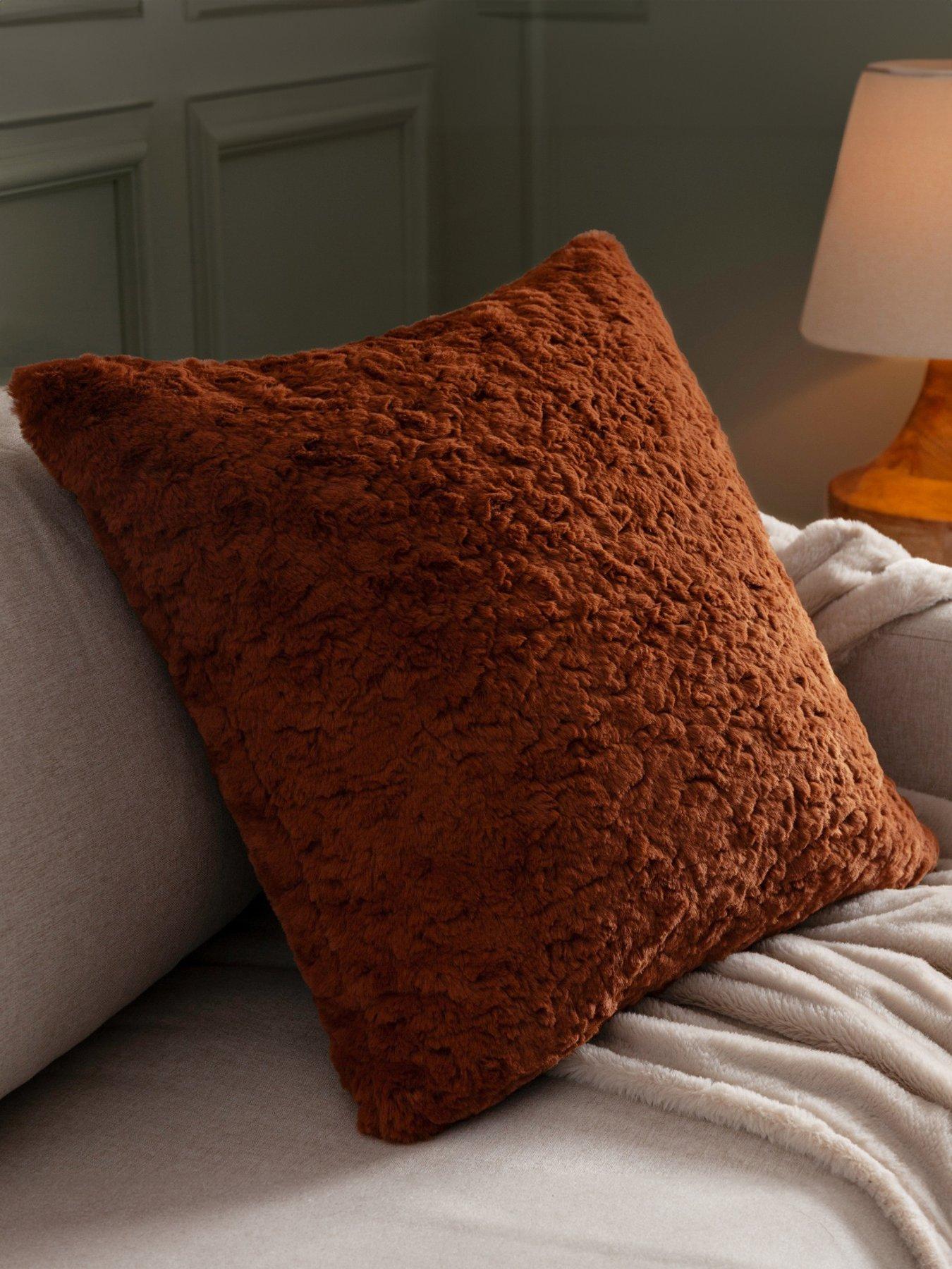 furn-megeve-cushionnbsp--natural