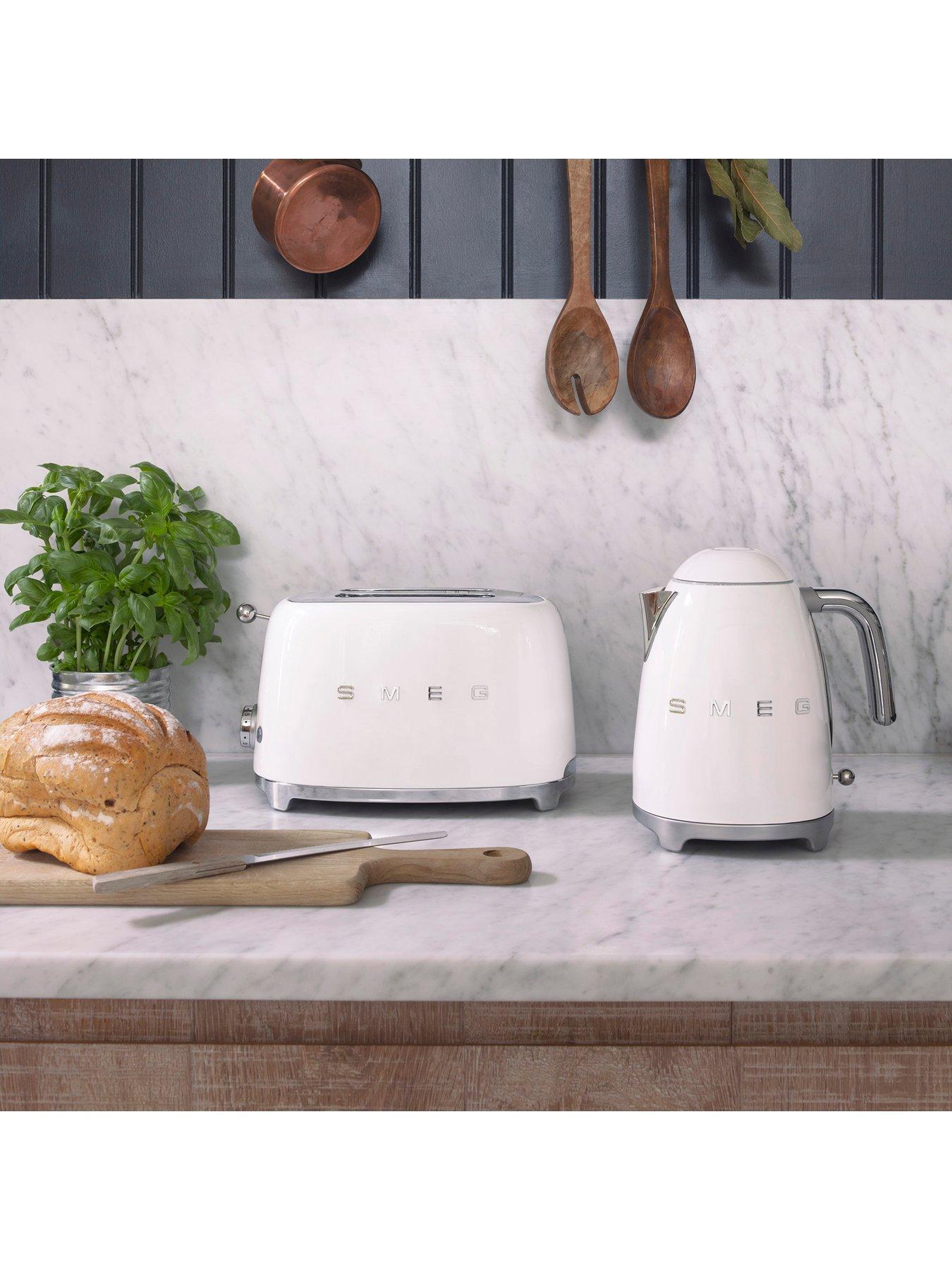 Image 6 of 7 of Smeg 50's Style Kettle and 2 Slice Toaster, Cream