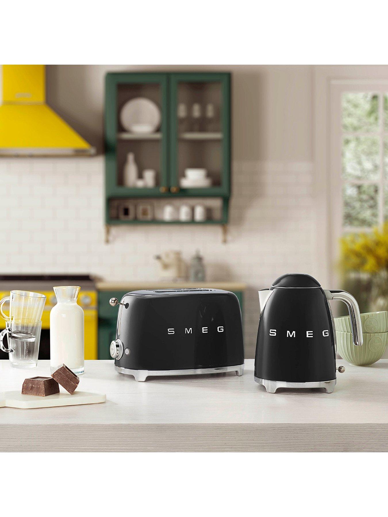 Image 6 of 7 of Smeg 50's Style Kettle and 2 Slice Toaster, Black