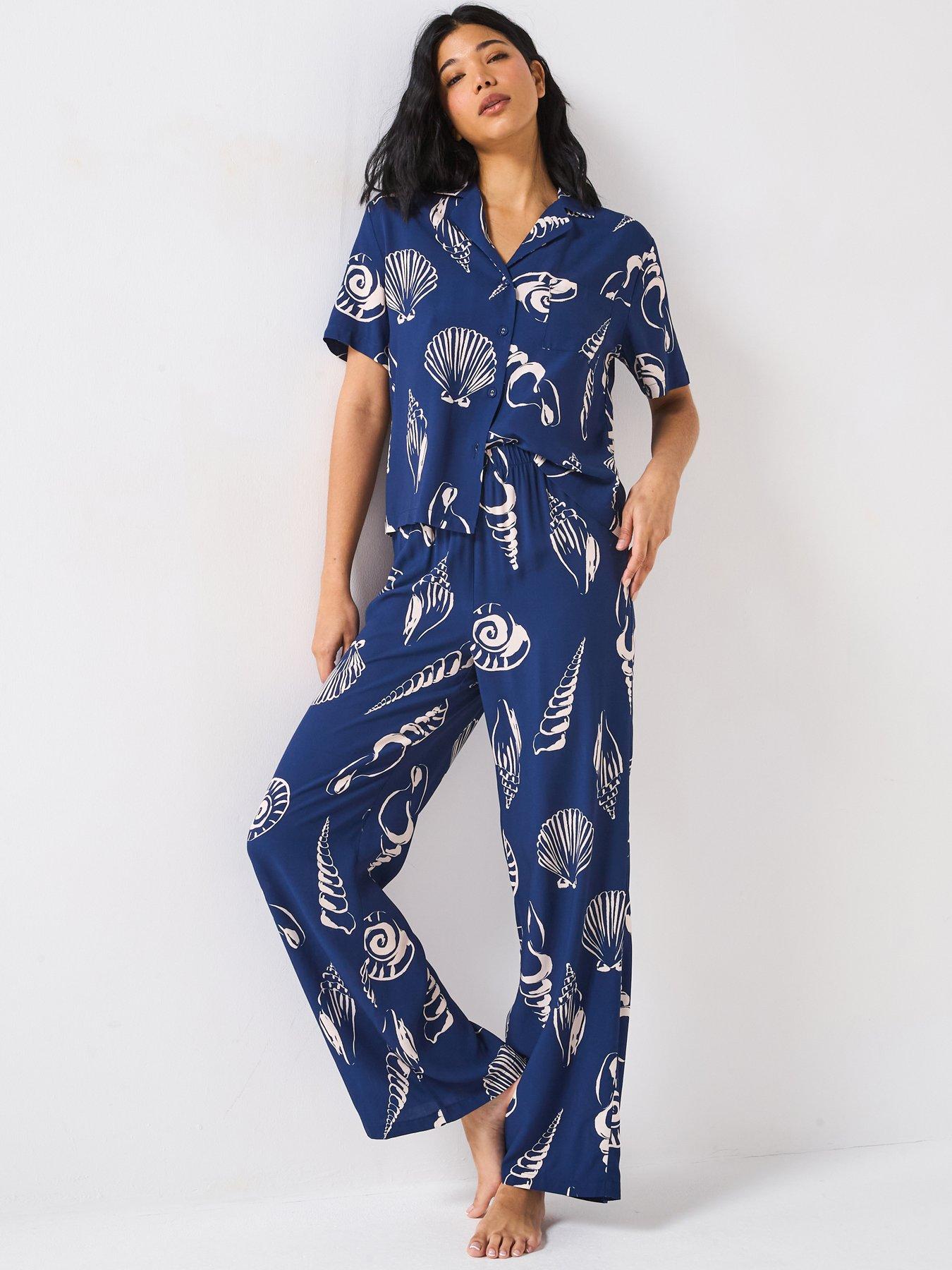 undefined Short Sleeve Shell Print Cotton Revere Set